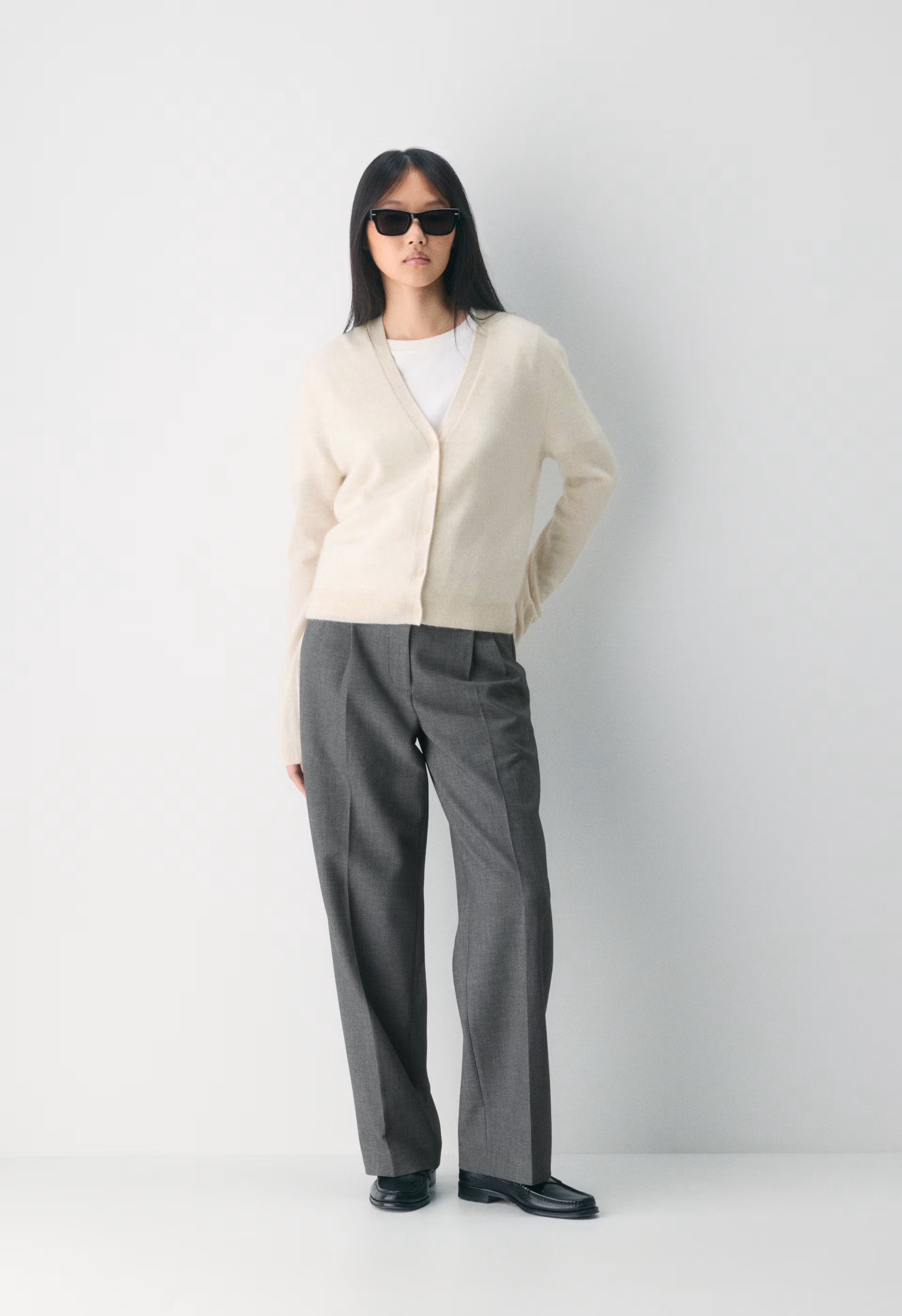 Bare Cashmere Laureate Cardigan - HEATHER LIGHT OATMEAL