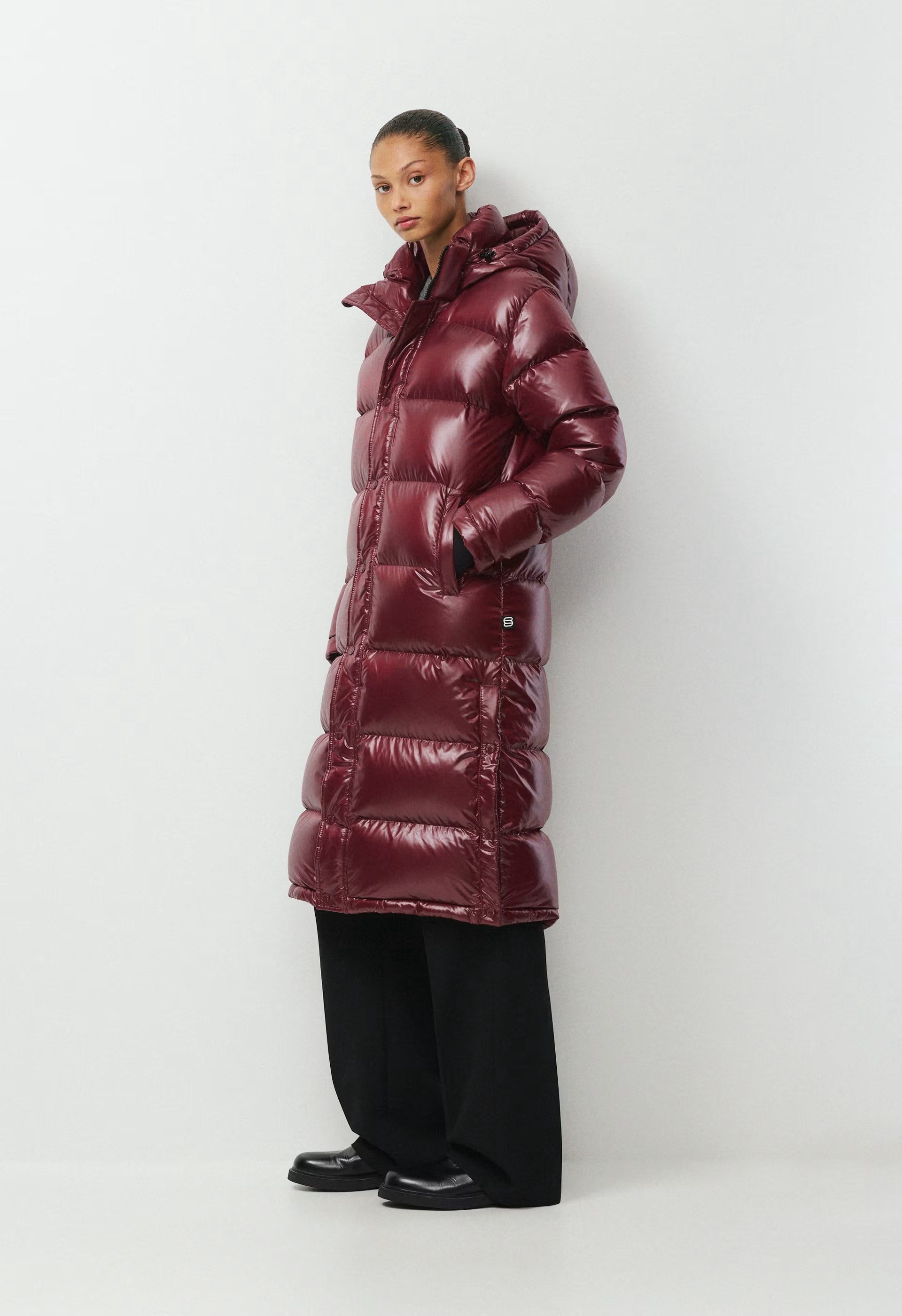 The Super Puff™ Long - Hi-Gloss - SUMAC BURGUNDY
