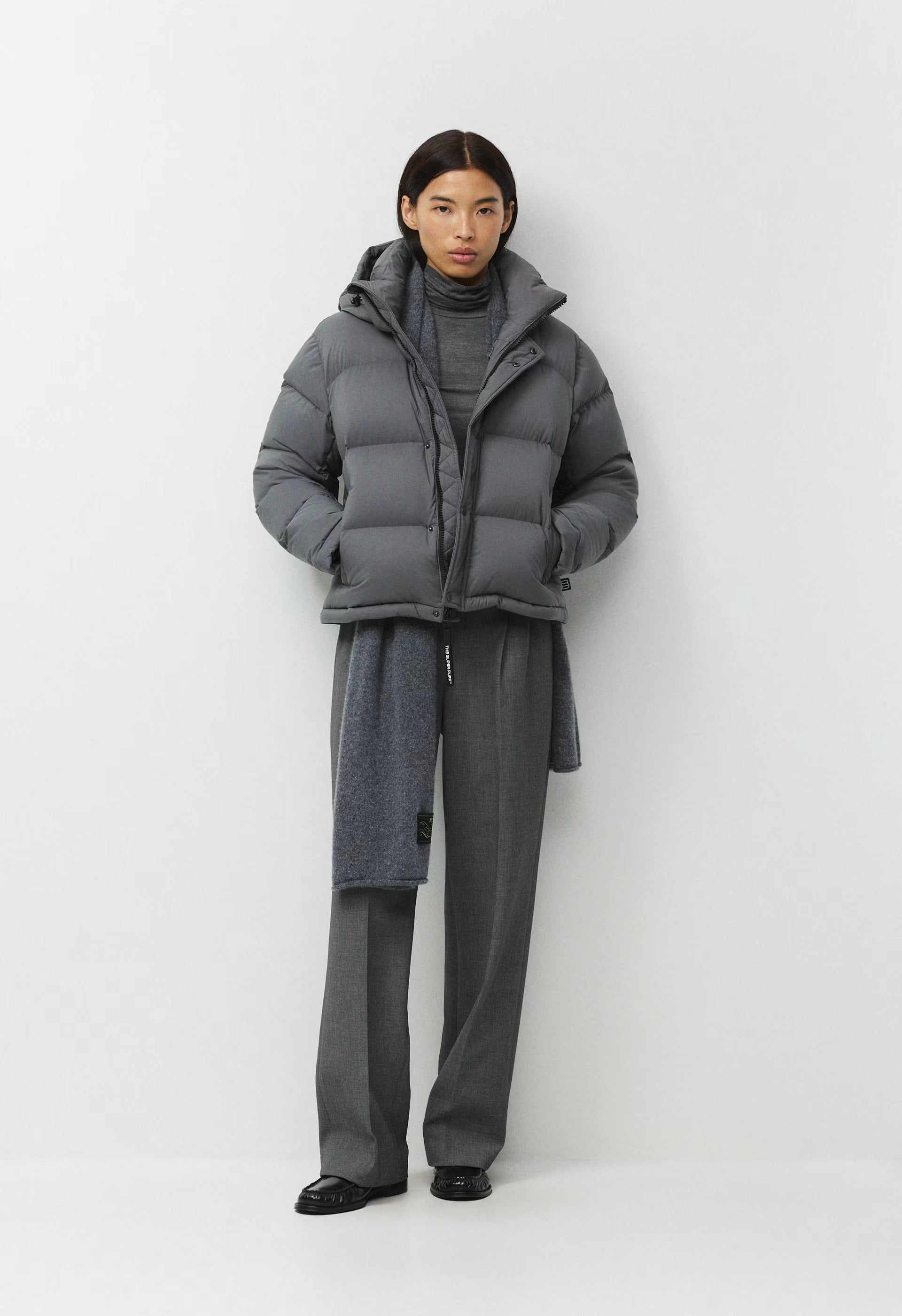 The Super Puff™ Shorty - cliMATTE™ - ELEGANT CHARCOAL