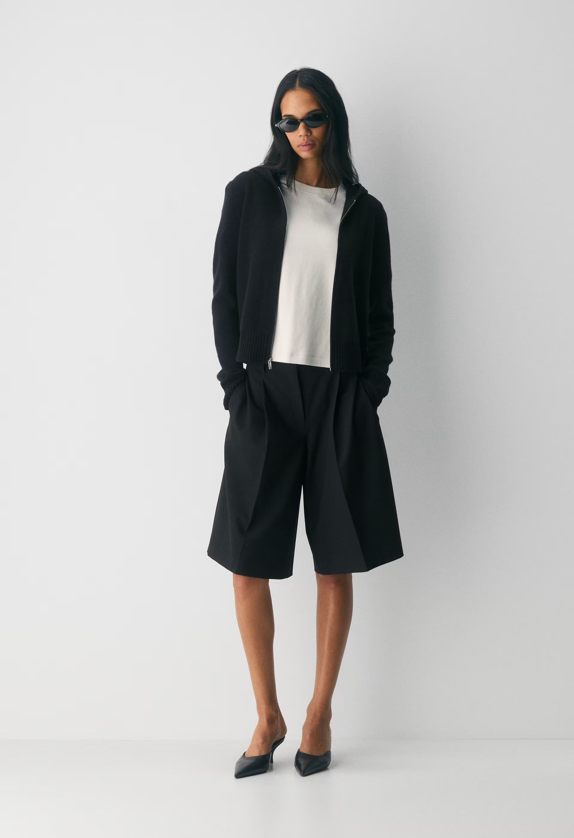 Essential Cashmere Idyllic Zip Hoodie - BLACK