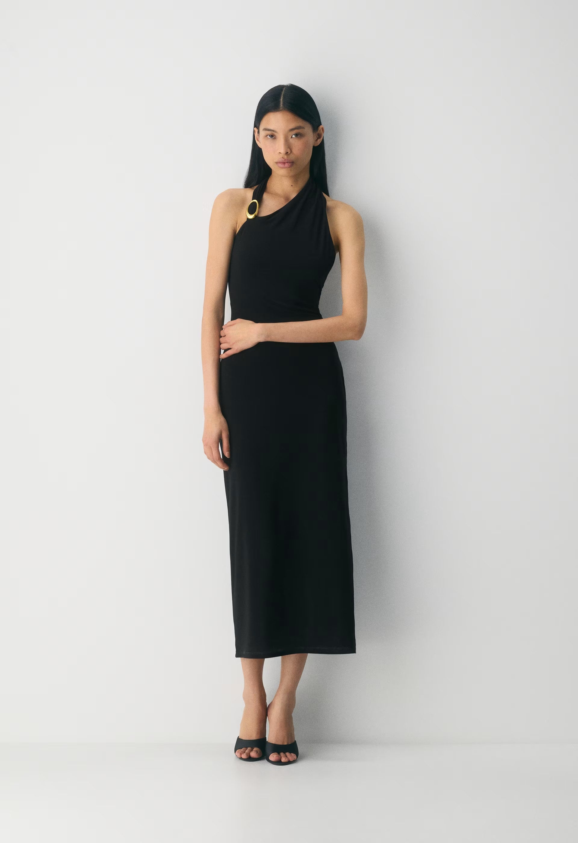 Smooth Matter™ Shadowplay Halter Dress - BLACK/GOLD