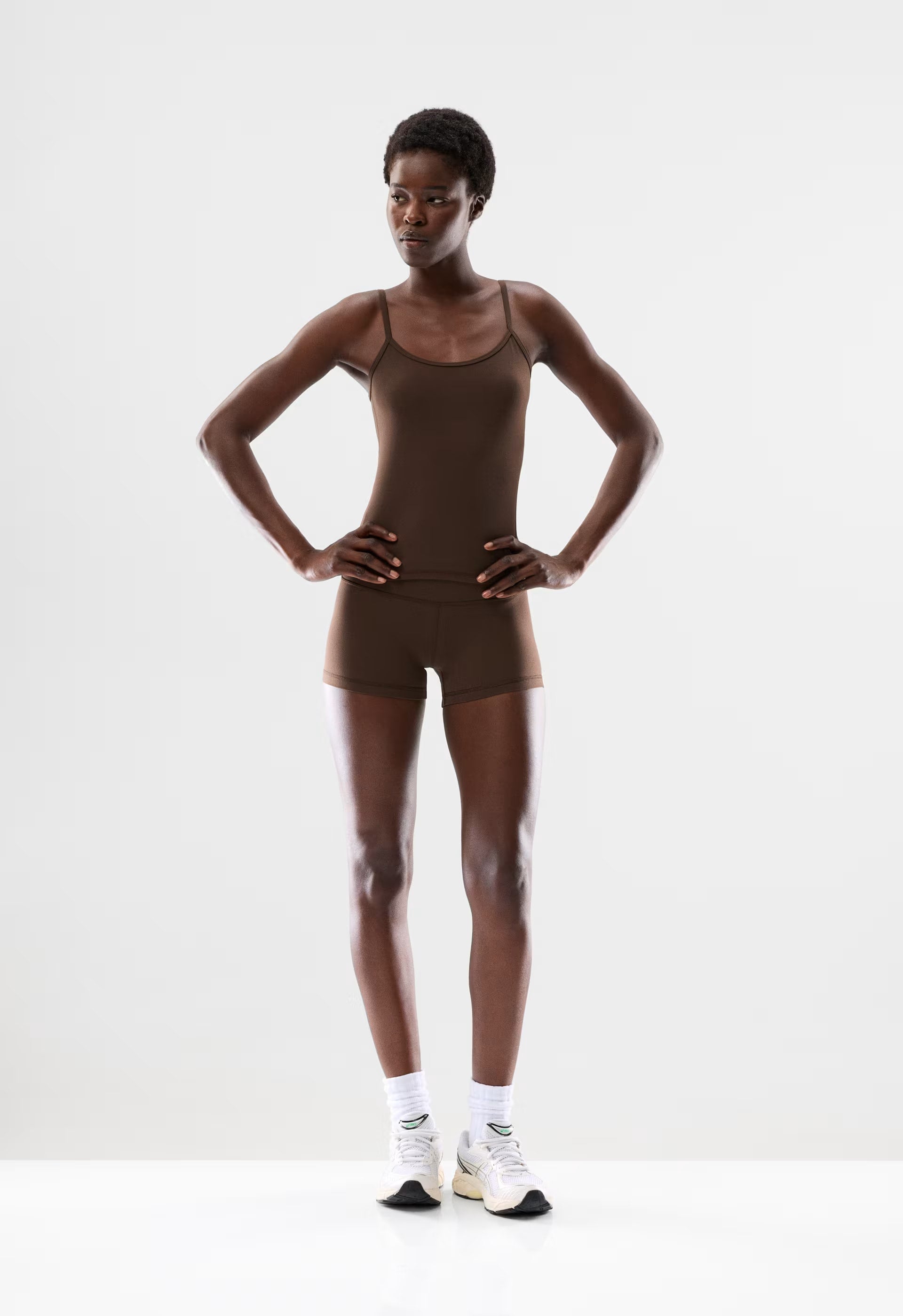 BUTTER Cheeky Hi-Rise 3" Short - RICH MOCHA BROWN