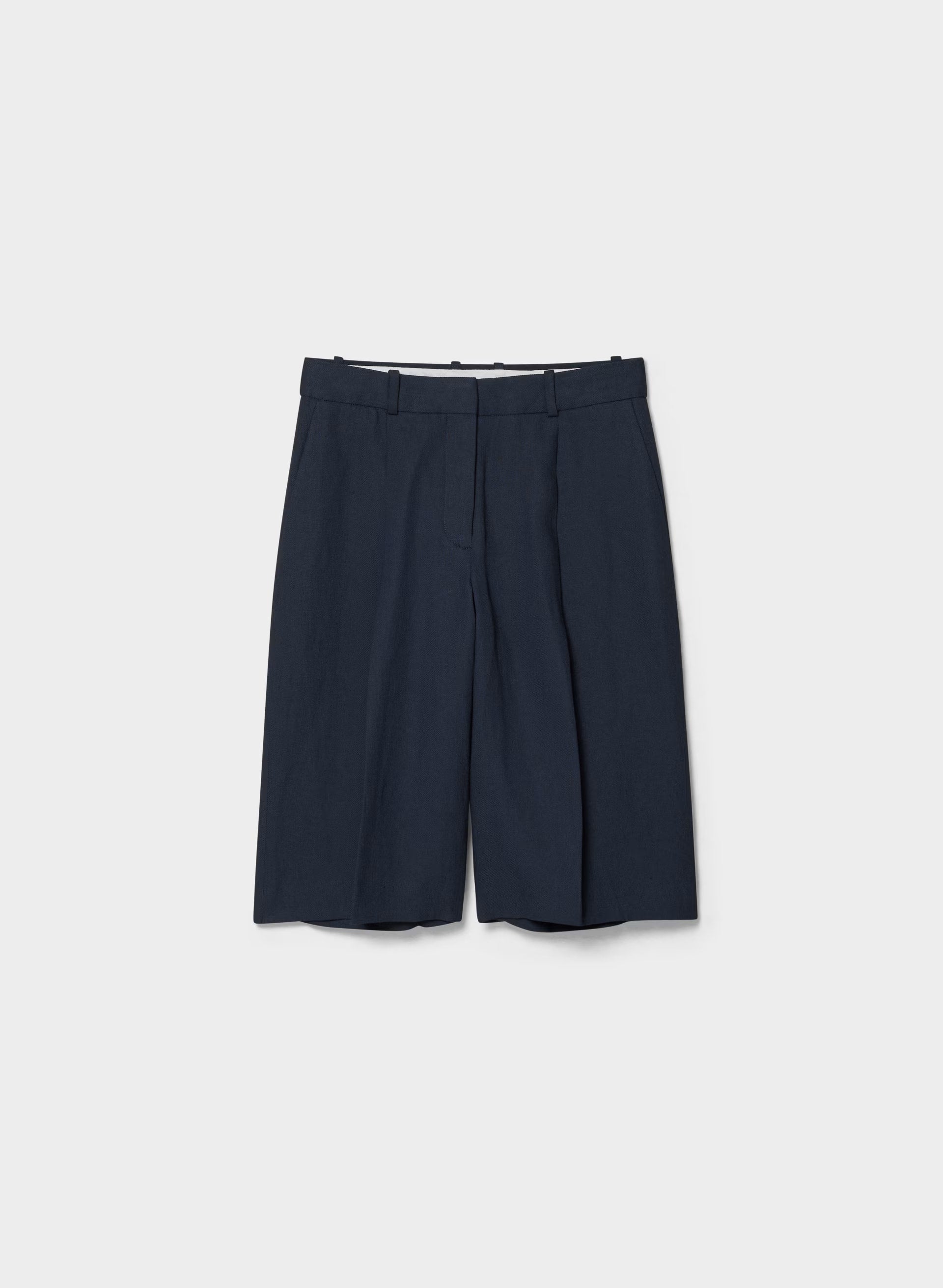 Touchpoint Short - PowerLinen™ - ADMIRAL