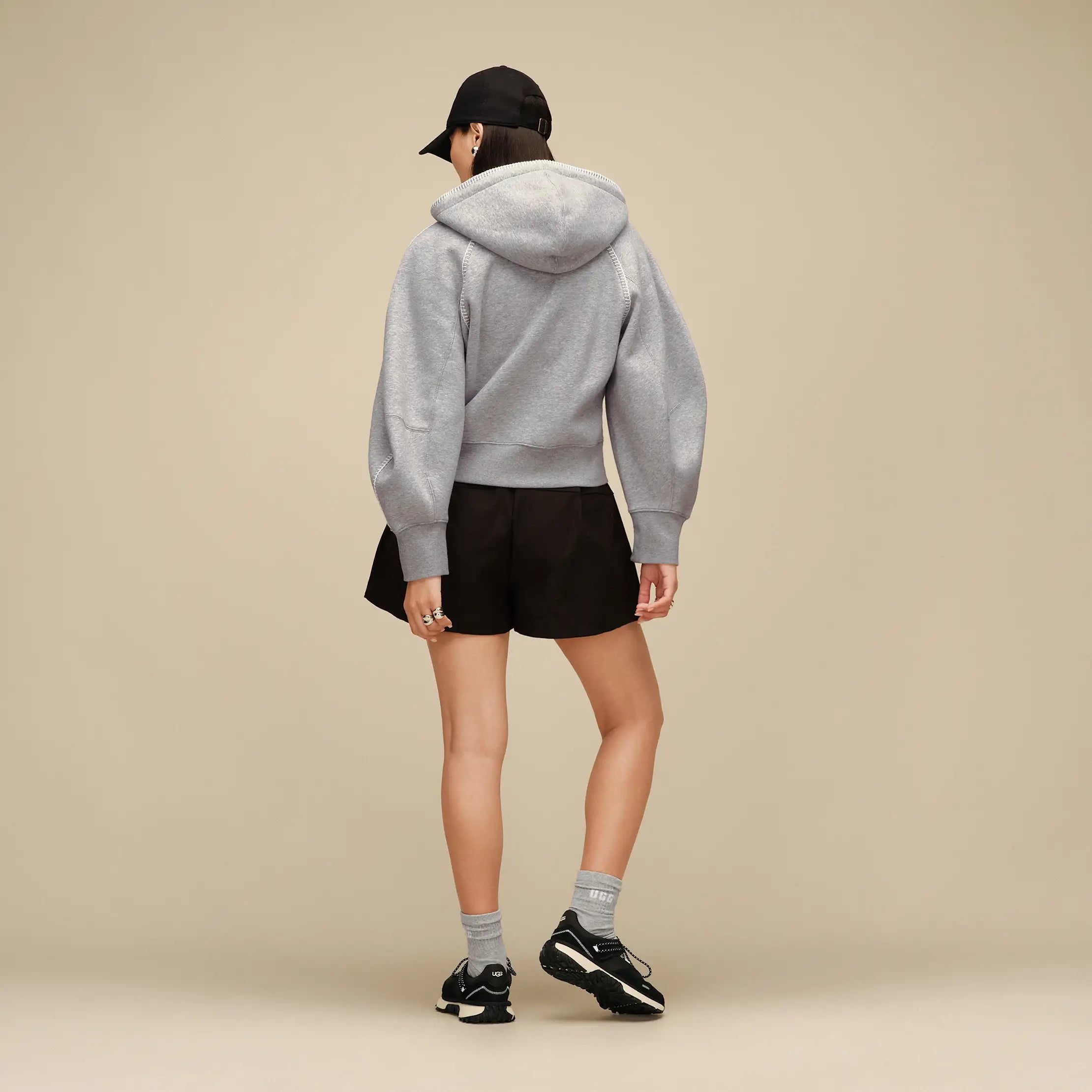 All Gender UGG Logo Cap - BLACK