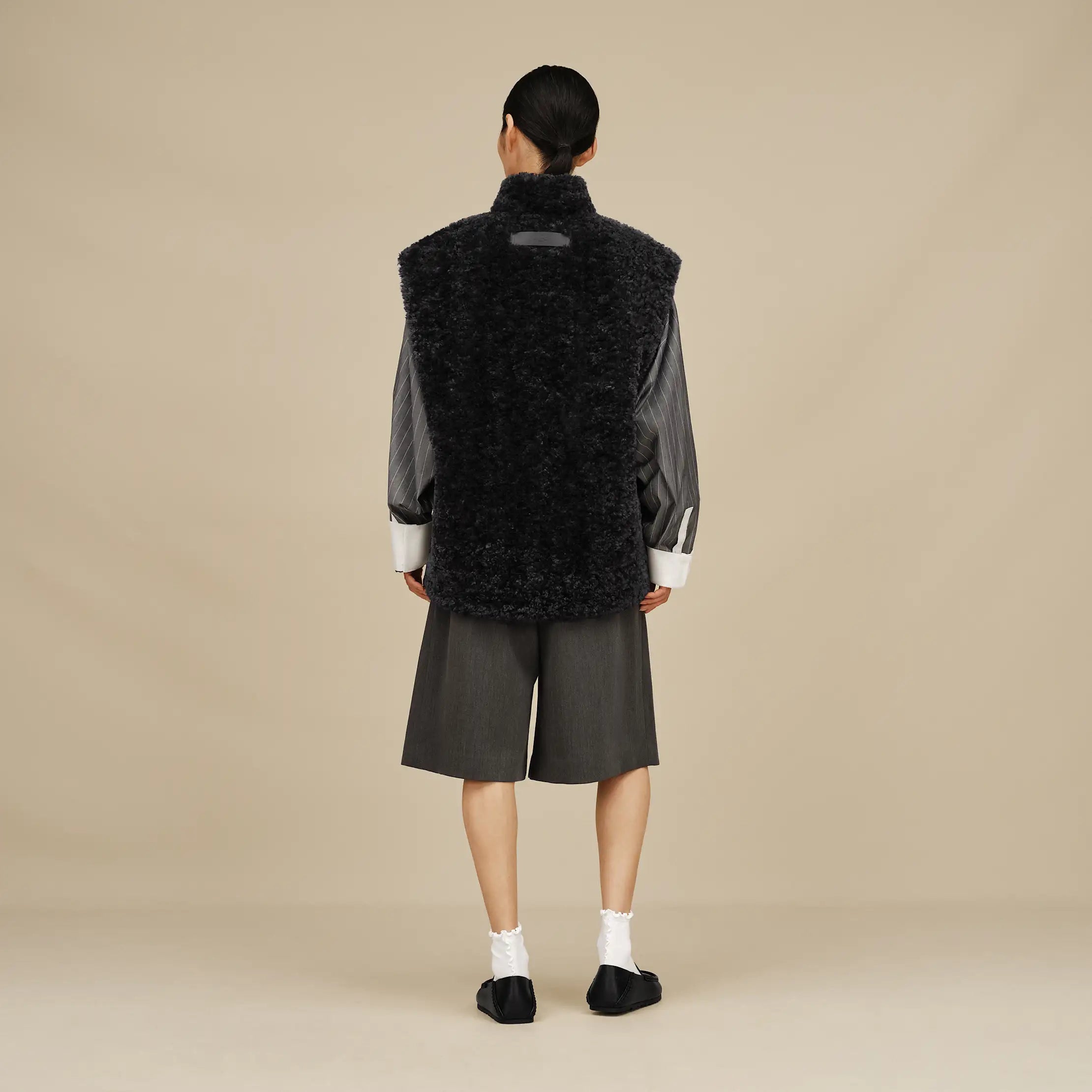 Women's Niah Toggle Vest - INK