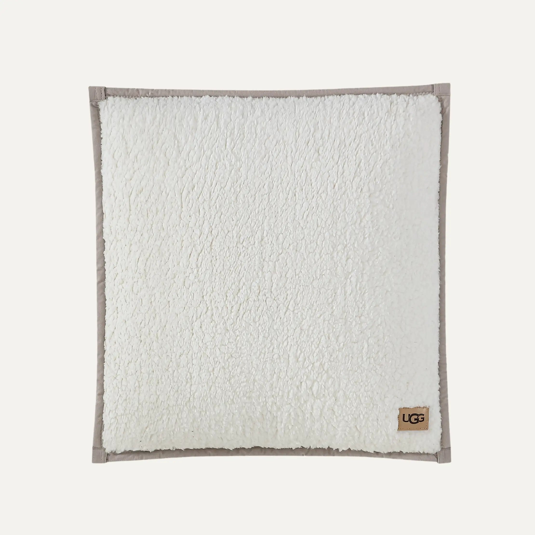 Home Classic UGGfluff Pillow 2 Pack - FAWN