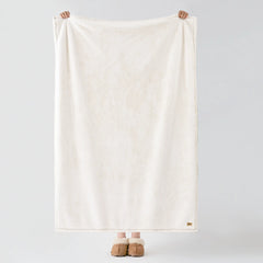 Home Cynthia Throw 50" x 70" - SNOW