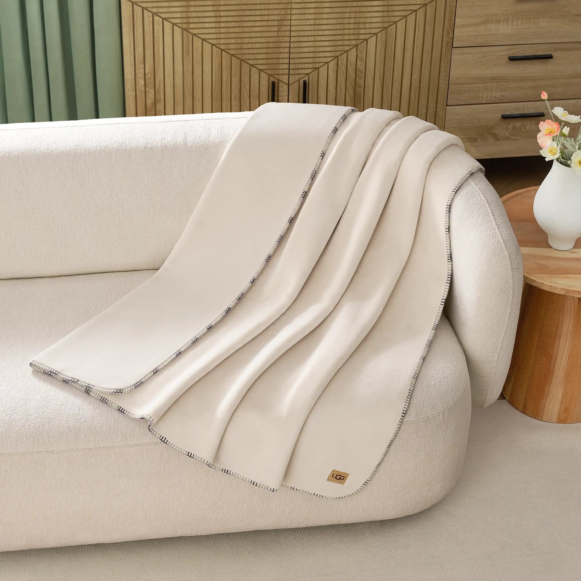 Home Color Stitch Coco Throw 50"x70" - SNOW