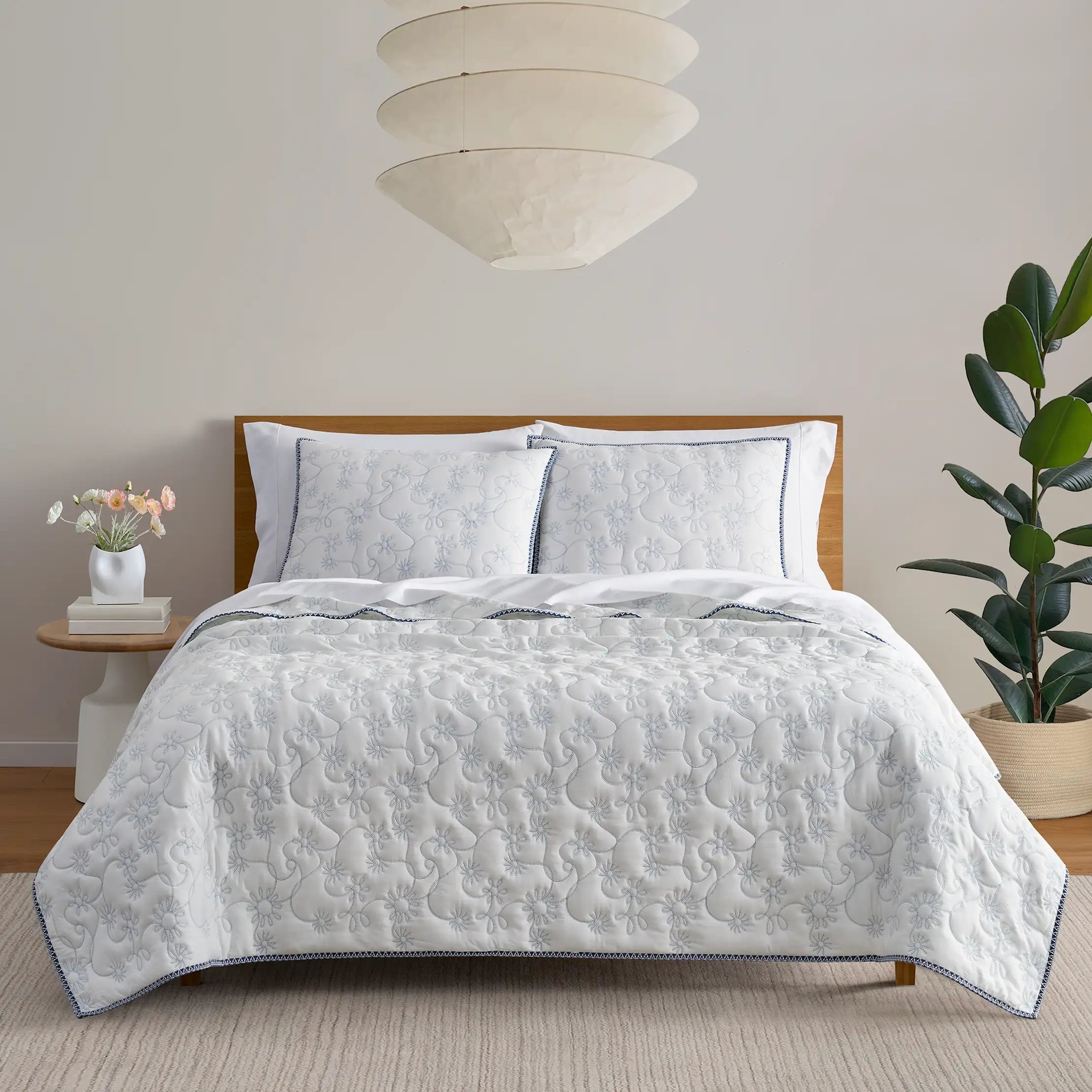 Home Botanic Quilt Set Queen - SNOW / LILAC HINT
