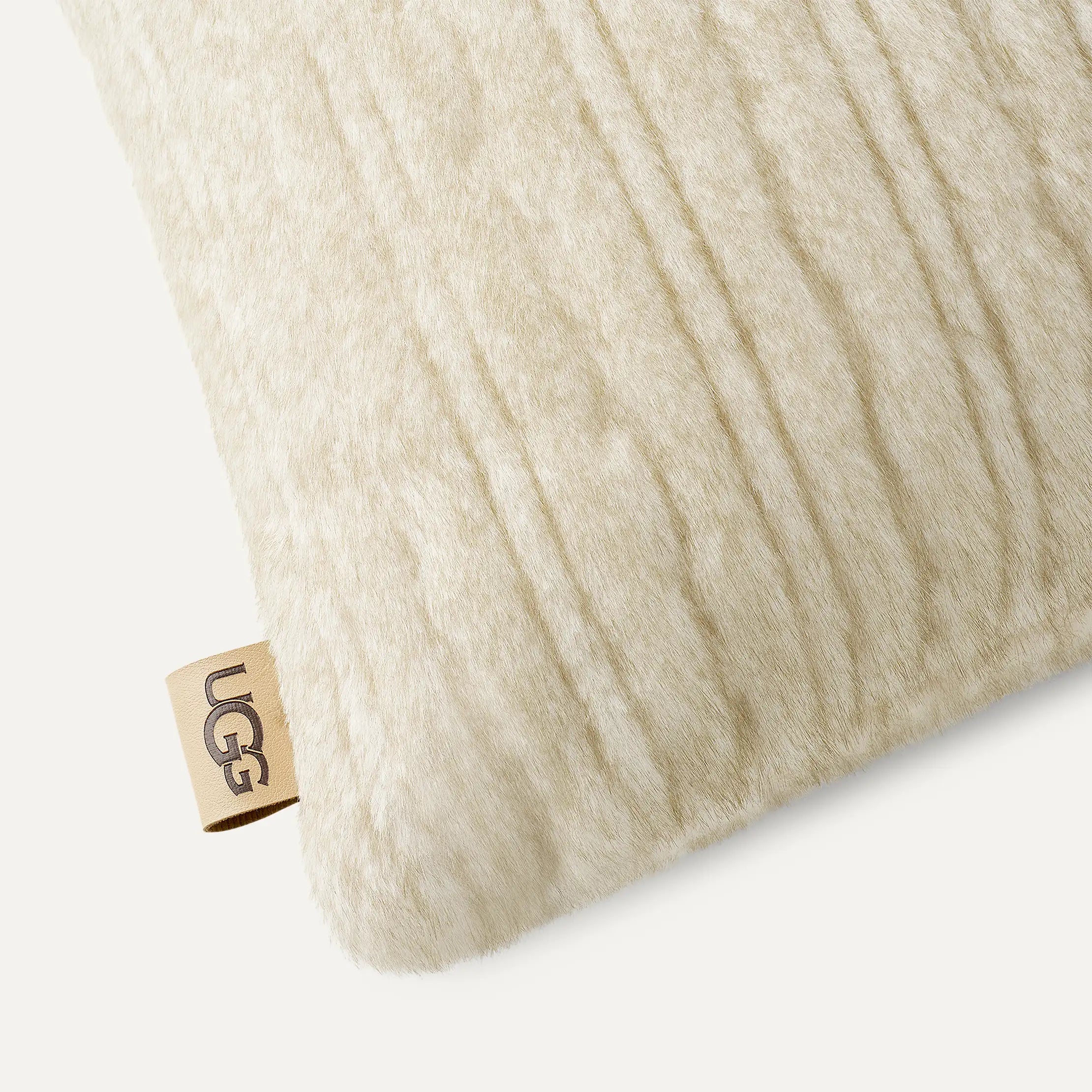 Home Jennis Pillow 24"x24" - SNOW