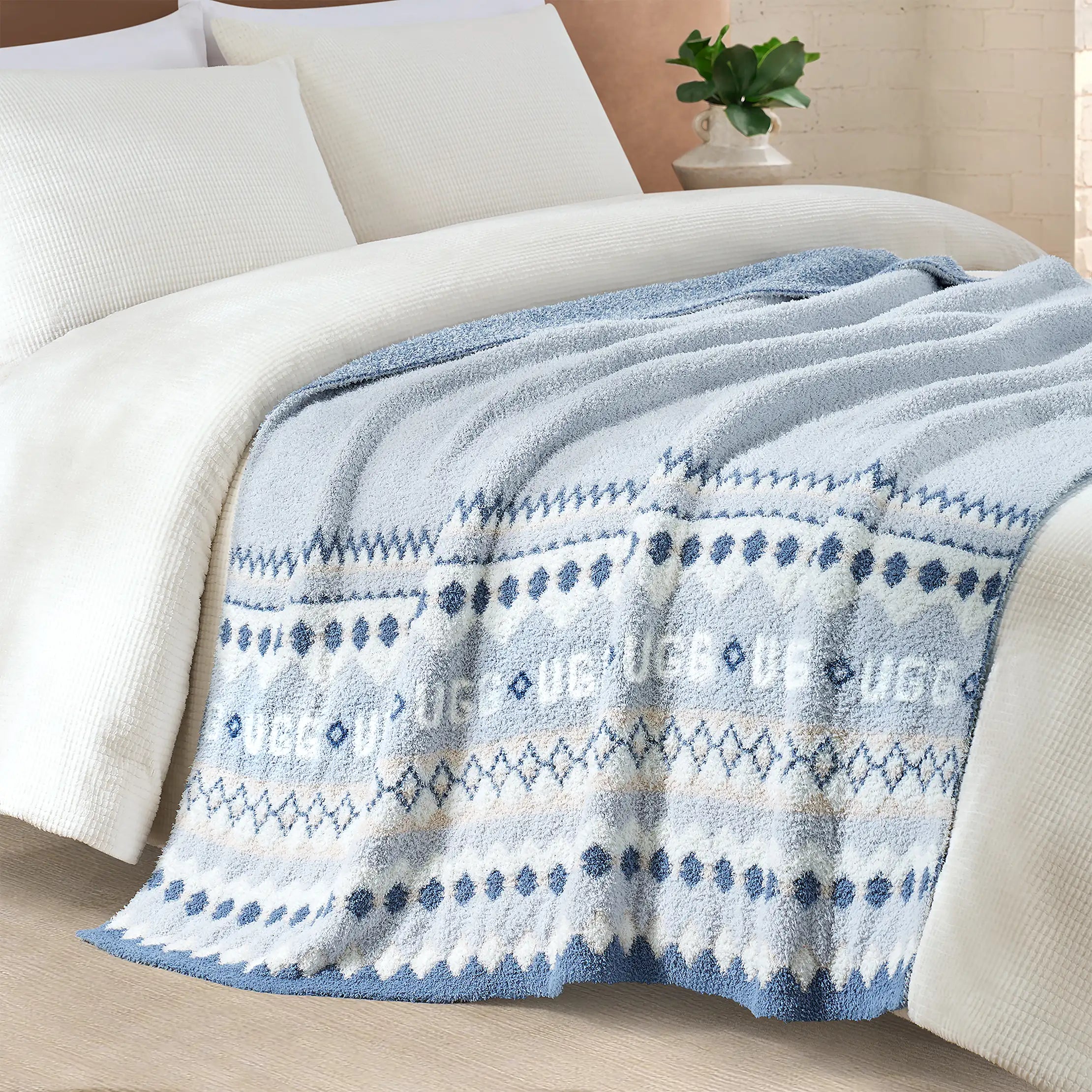 Home Polaris UGGisle Throw 50"x70" - STONE