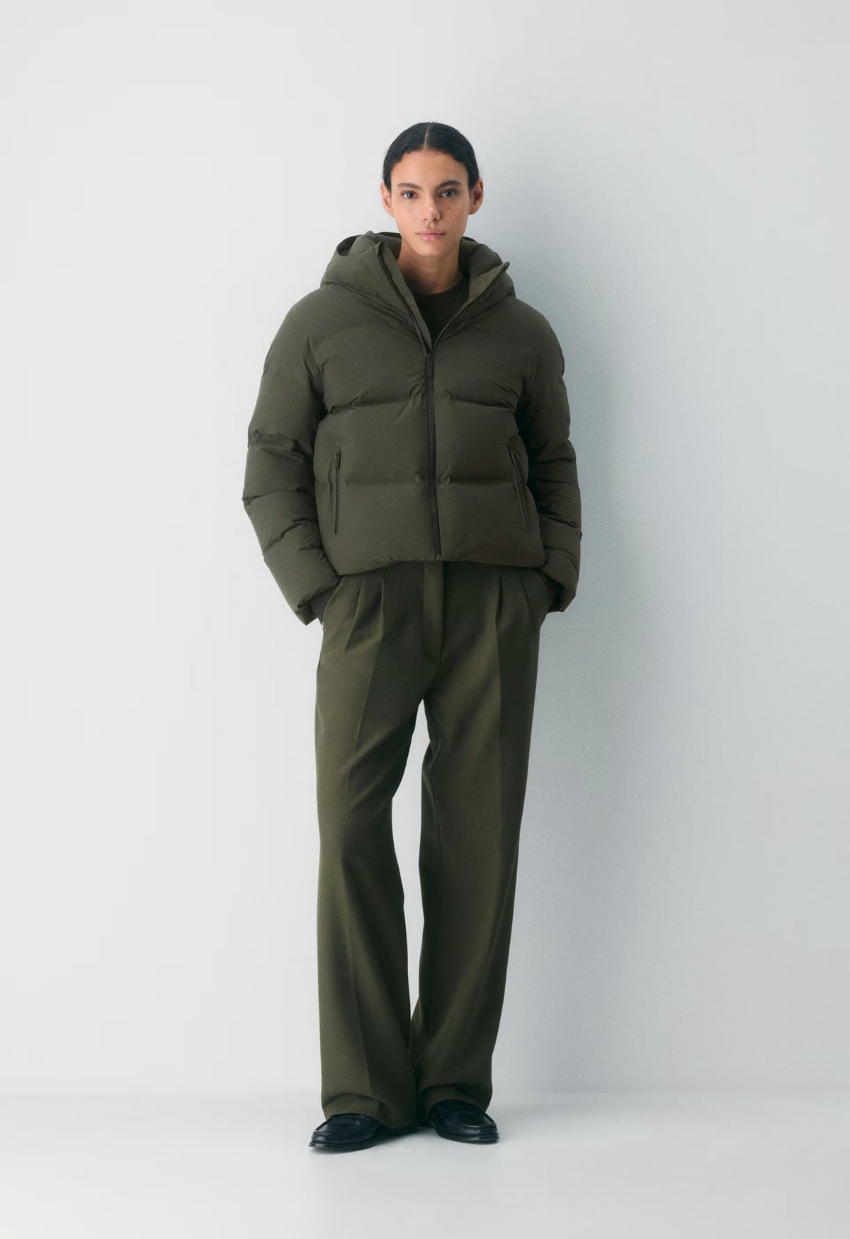 The Super Puff₂O™ Shorty - Rainstop™ - FLINT GREEN
