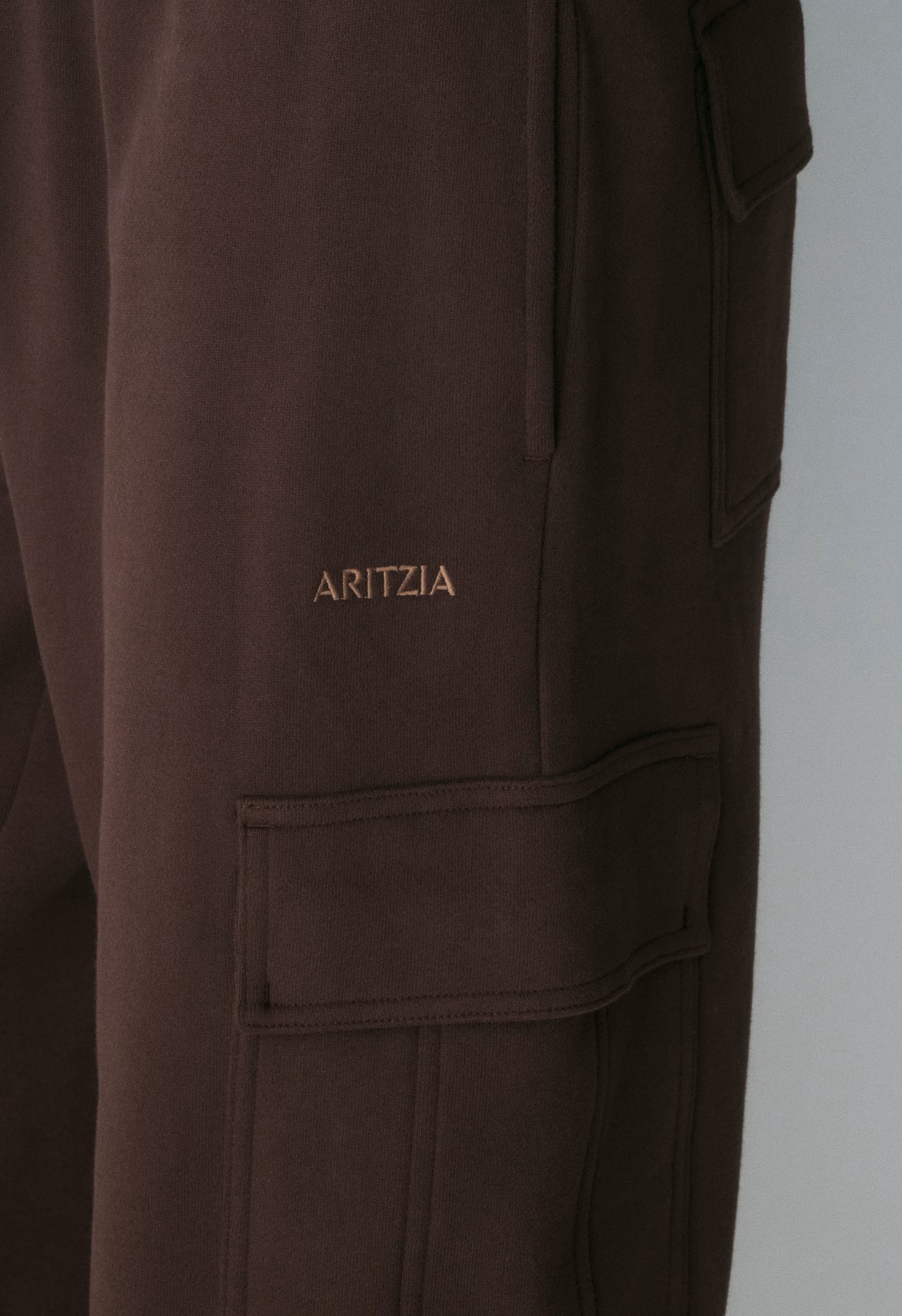 Cozy Sweatfleece Mega Cargo™ Sweatpant - RICH MOCHA BROWN