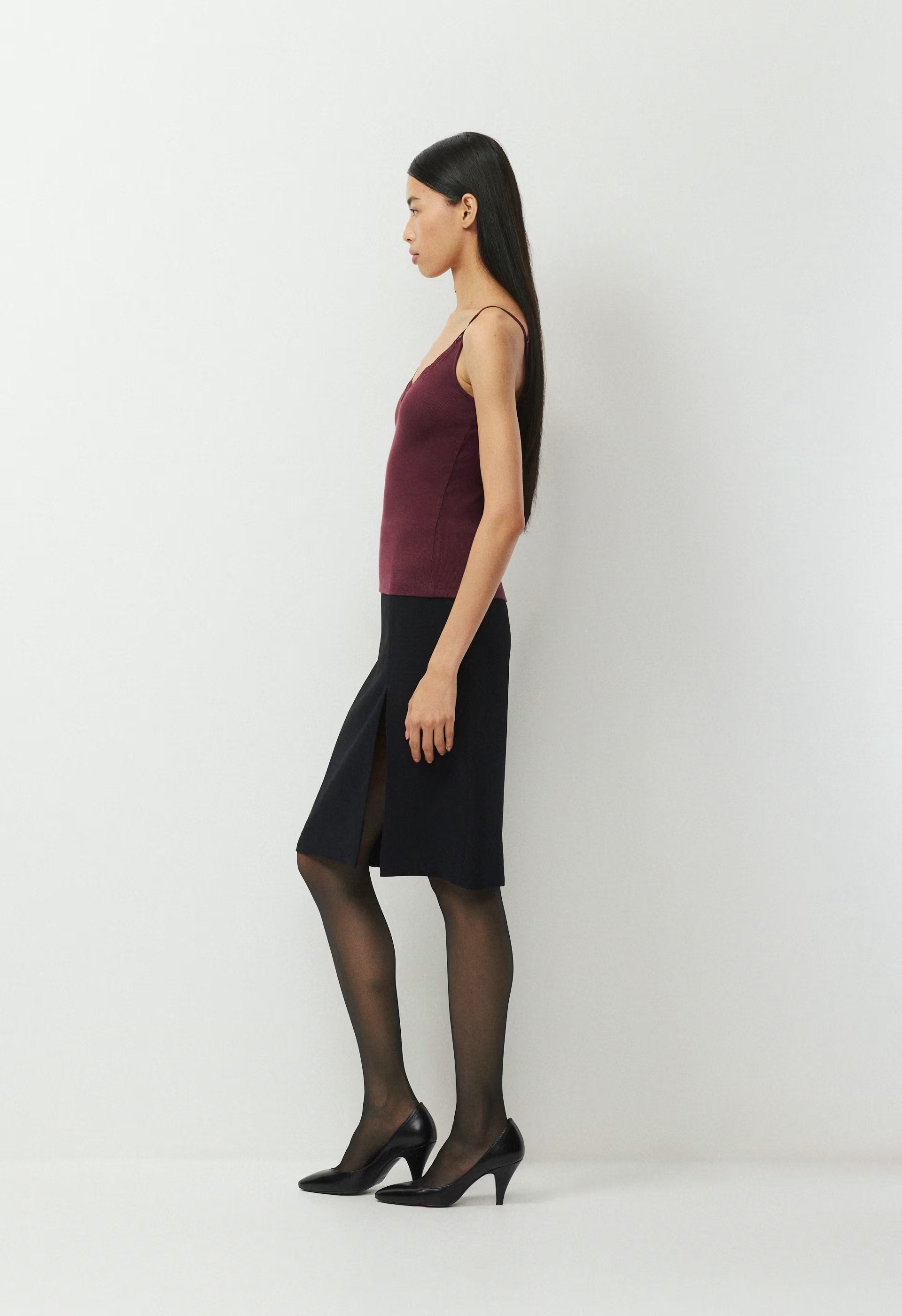 Endeavour Tank - GALA PLUM