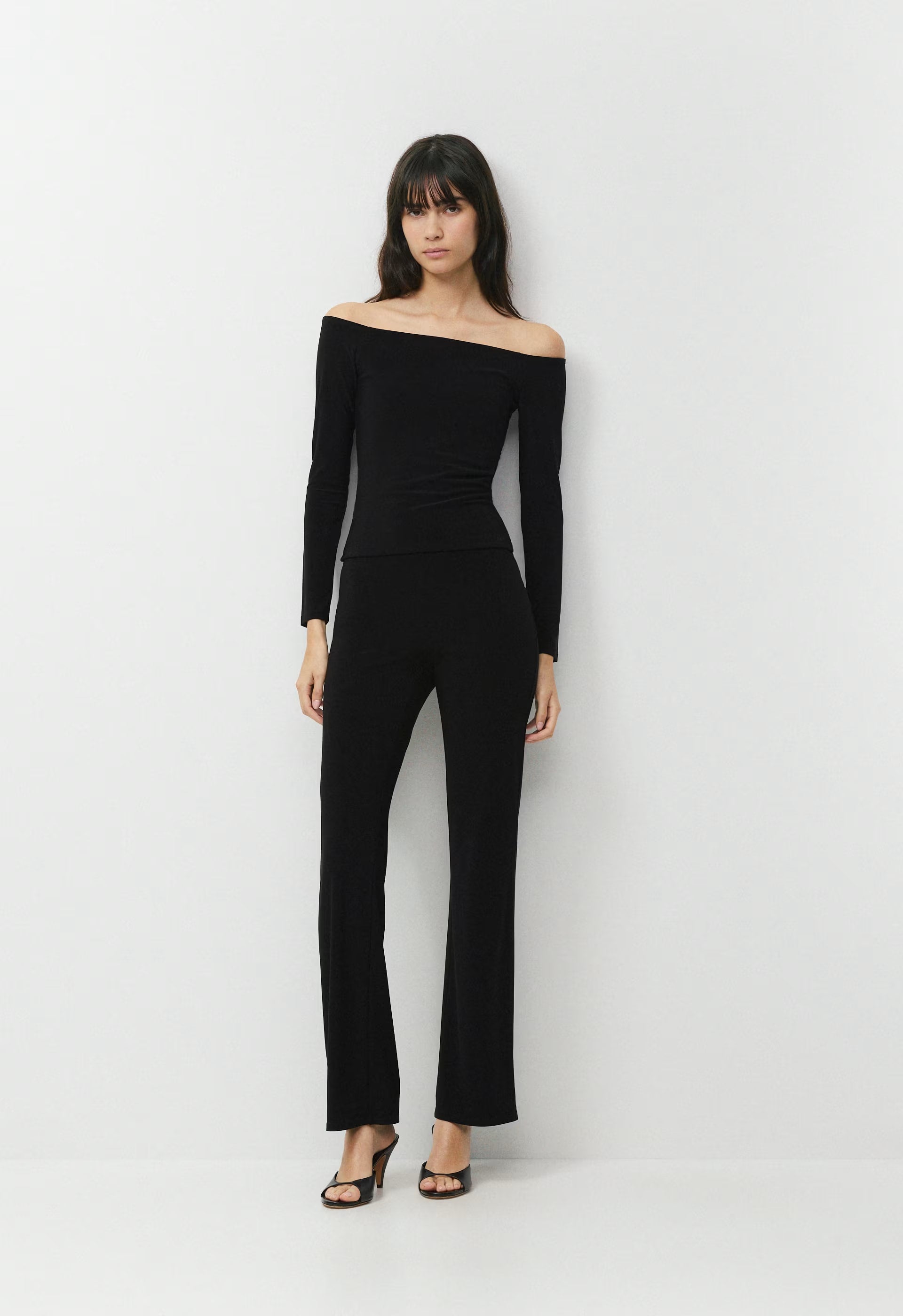 Smooth Matter™ Clique Top - BLACK