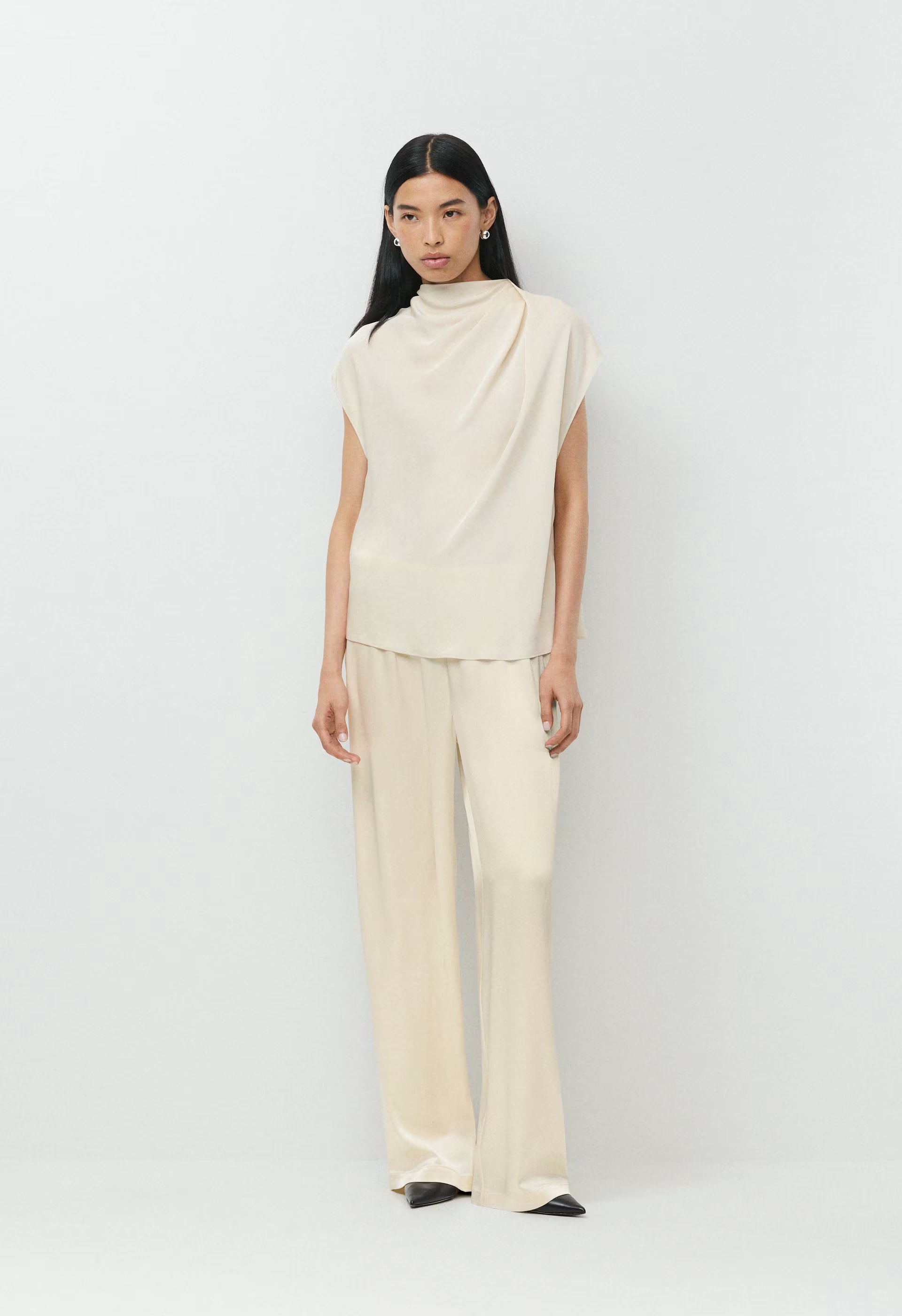 Nominee Satin Blouse - SEASIDE CREAM