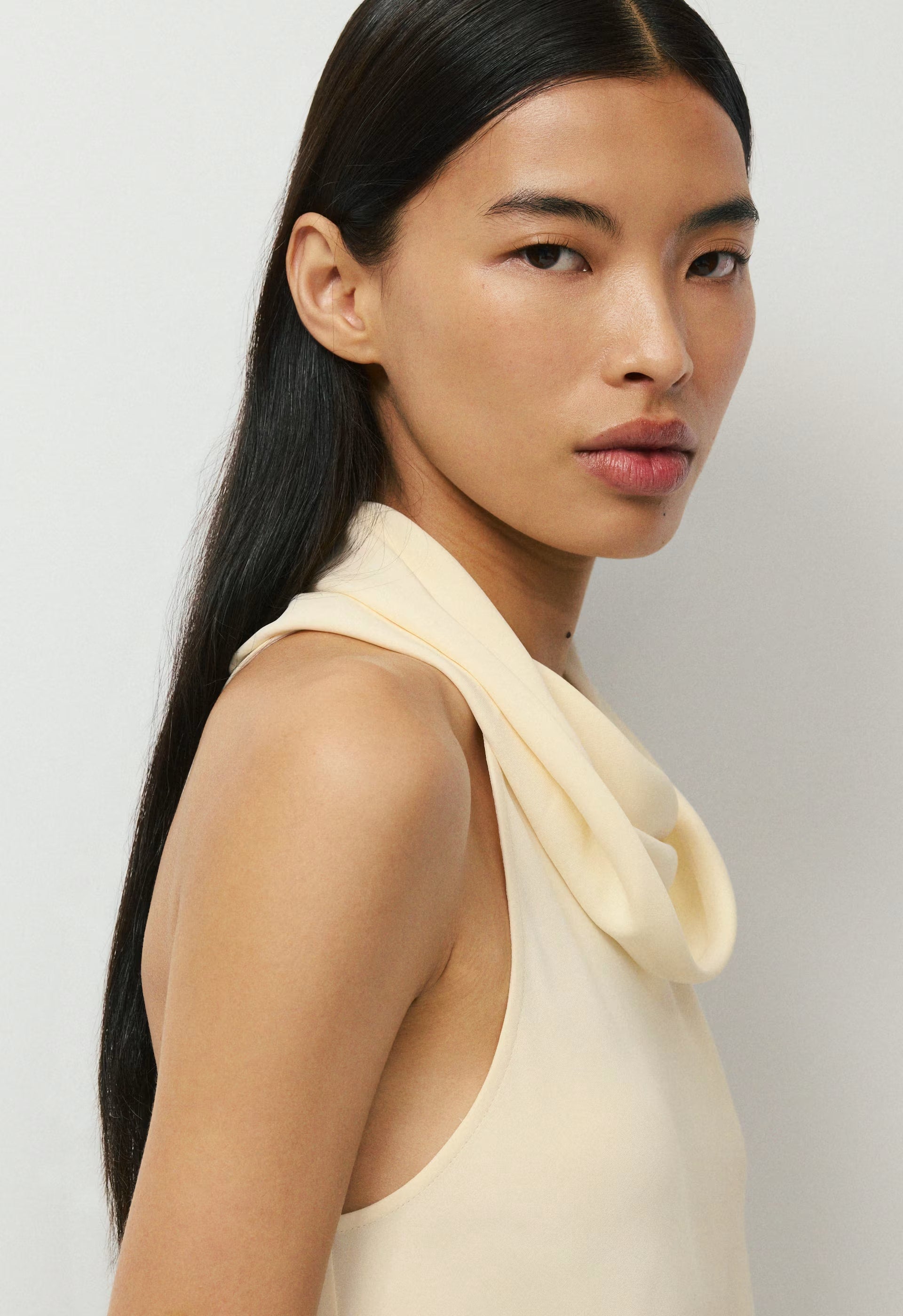 Instigate Top - SEASIDE CREAM