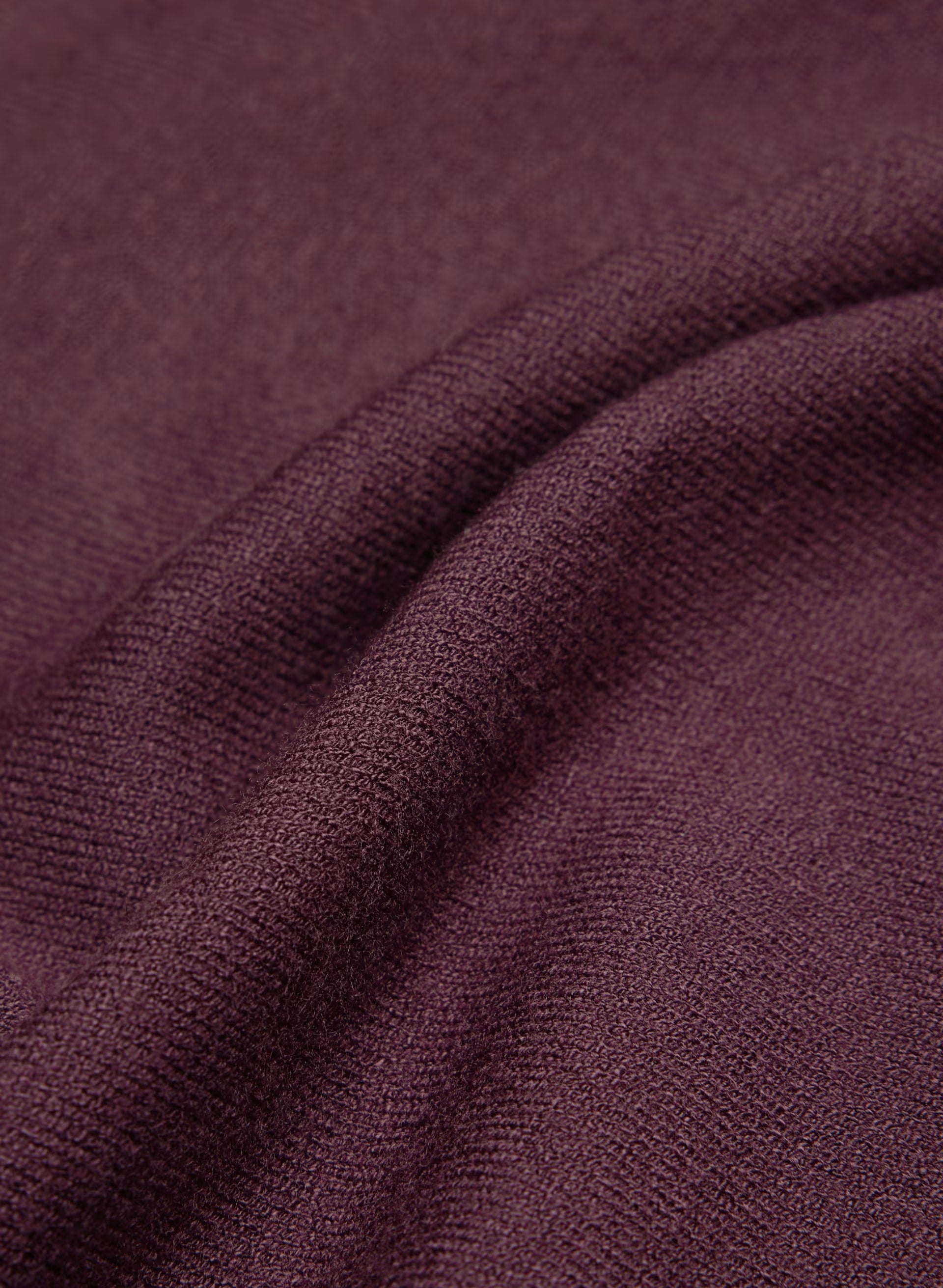 Inspiration Sweater - Wonder Yarn - GALA PLUM