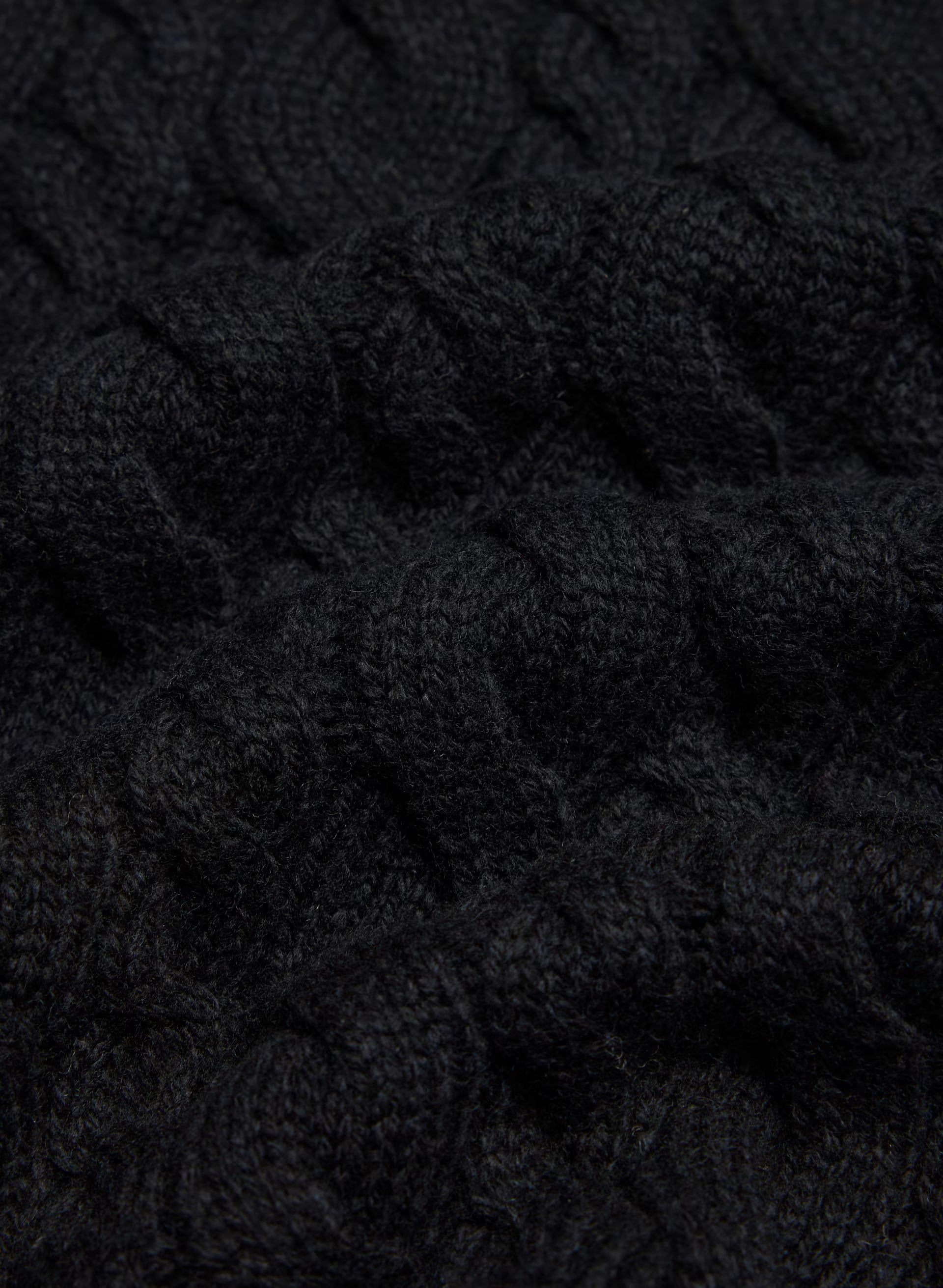 Endear Sweater - BLACK