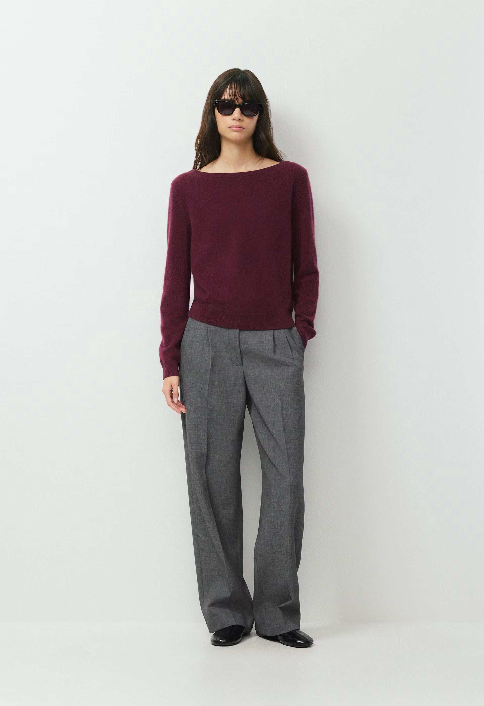 Bare Cashmere Magnific Sweater - GALA PLUM