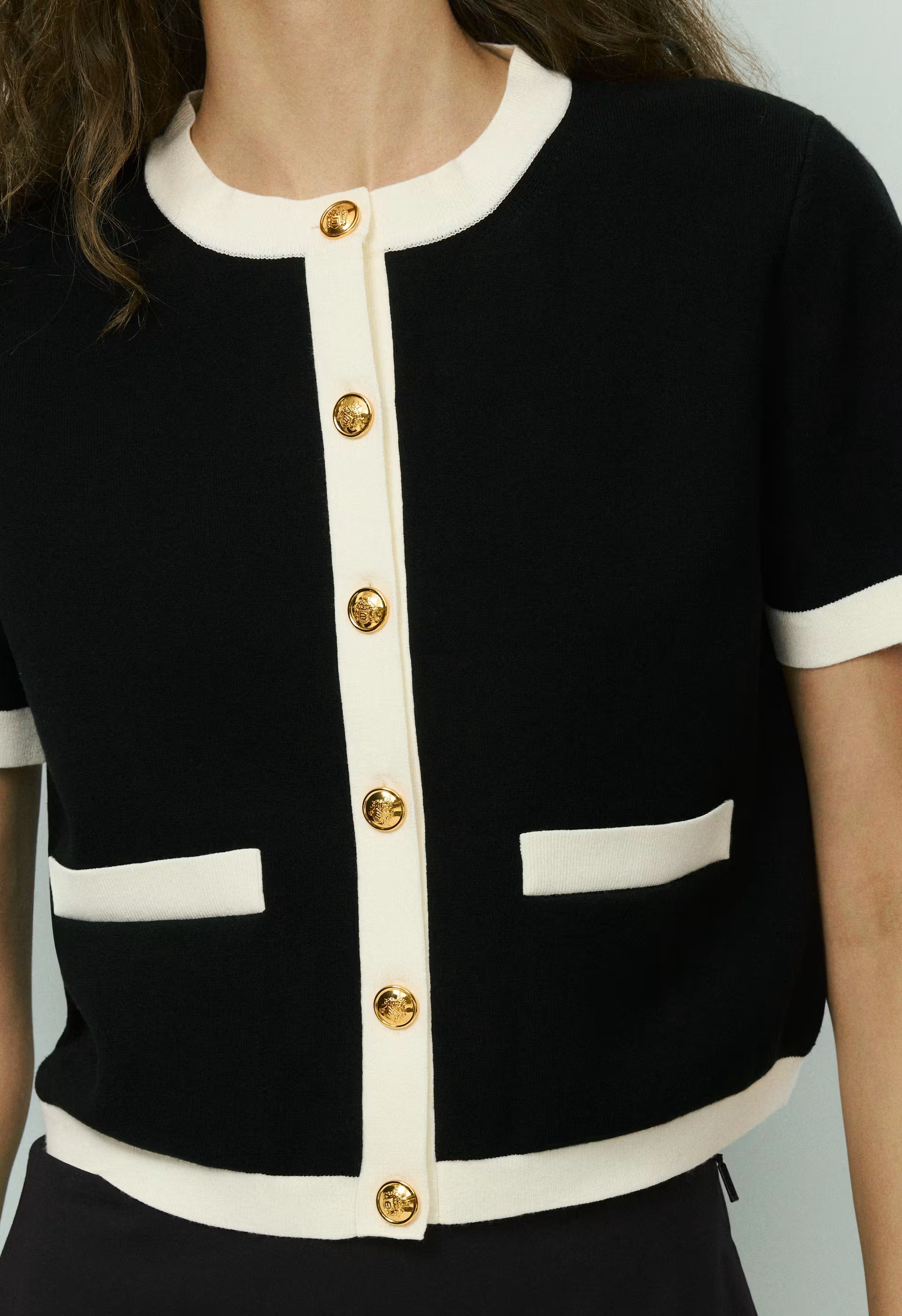 Approach Shortsleeve Cardigan - Wonder Yarn - BLACK/LIGHT BIRCH