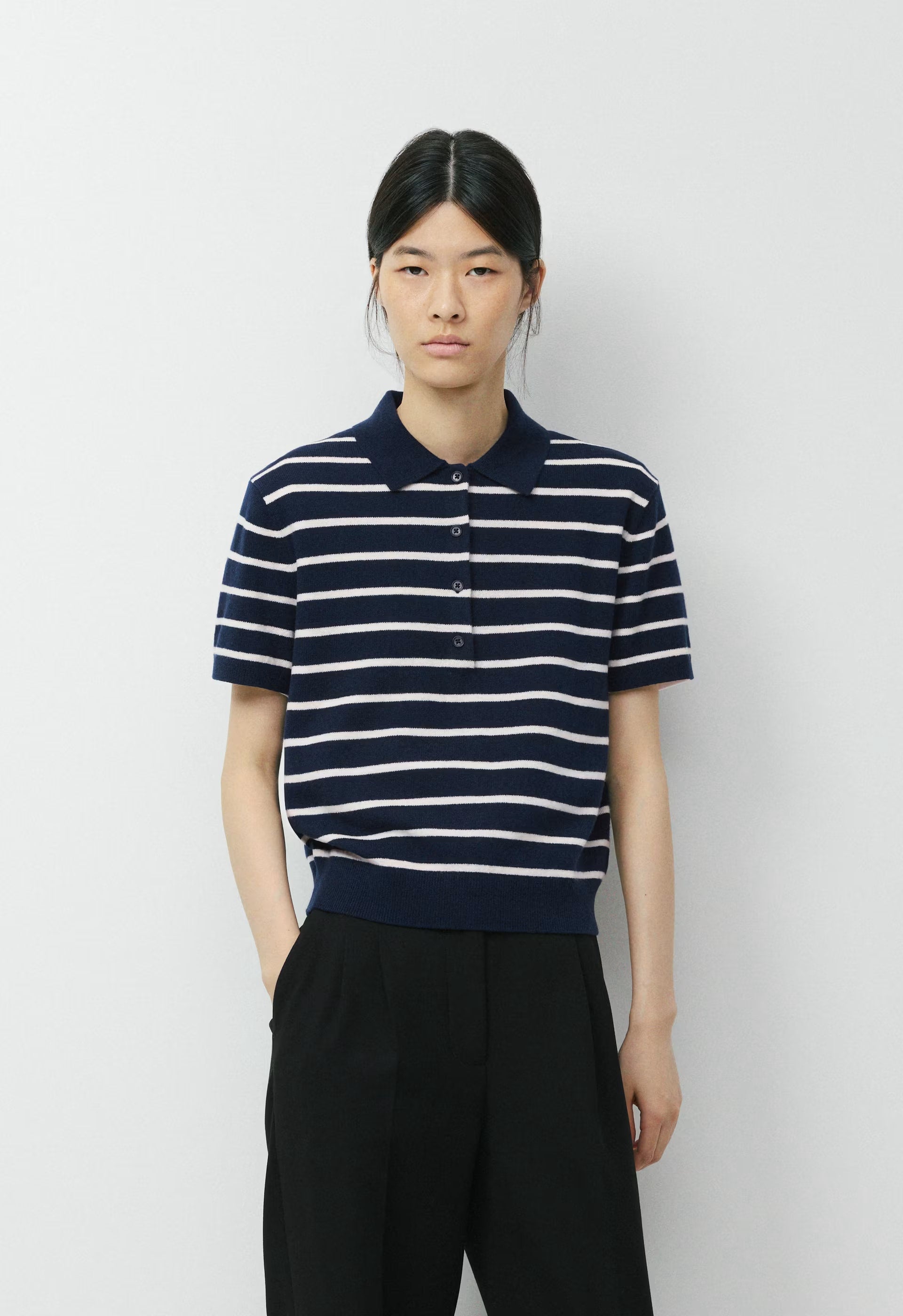Bare Cashmere Cellini Shortsleeve Sweater - ADMIRAL NVY/LT BIRCH