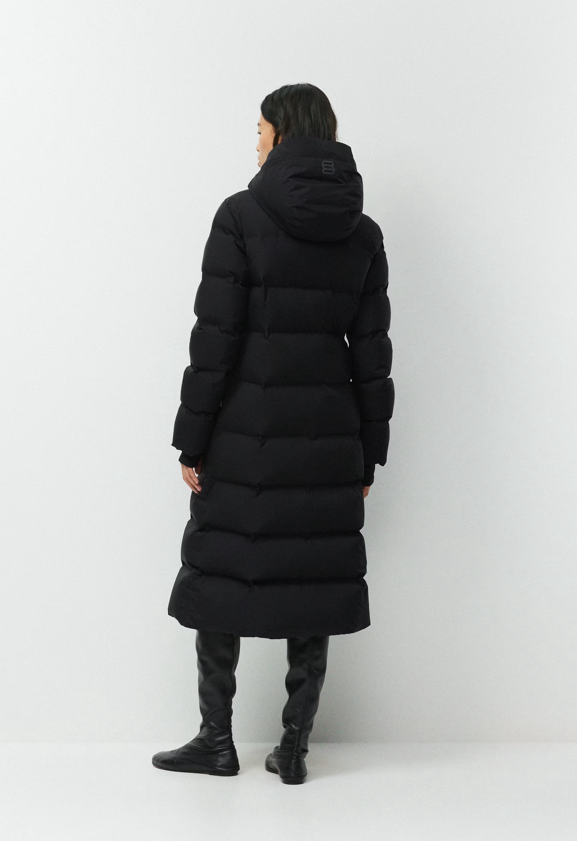 The SuperSnug Puff₂O™ Long - Rainstop™ - BLACK