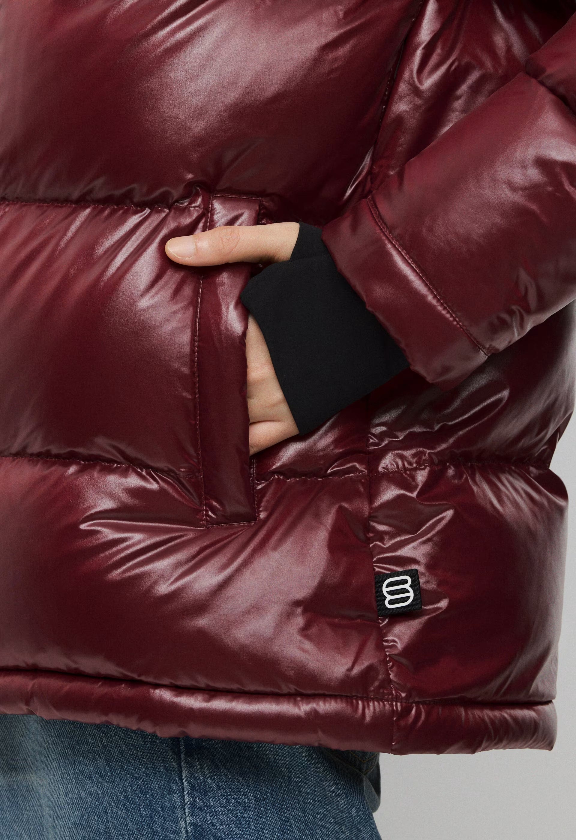 The Super Puff™ - Hi-Gloss - SUMAC BURGUNDY