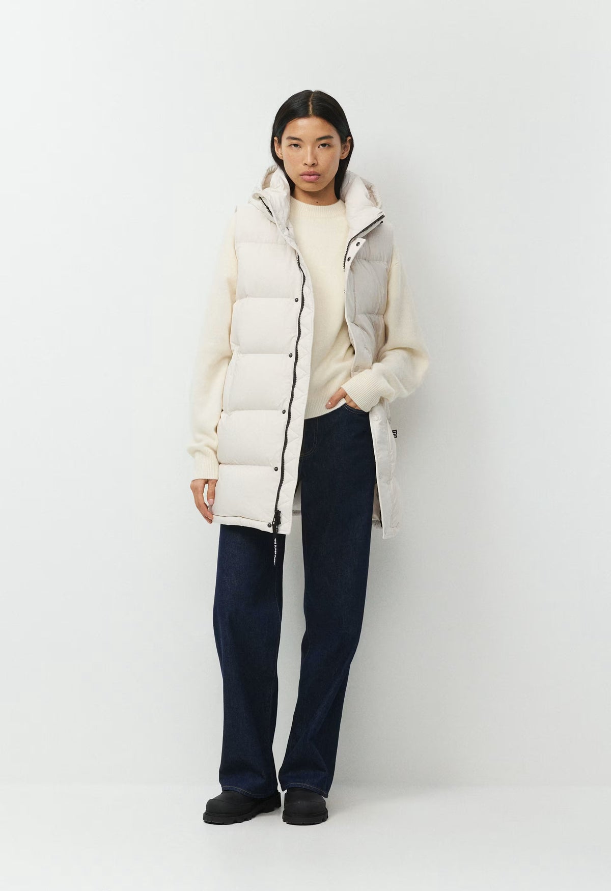 The Super Puff™ Mid Vest - cliMATTE™ - MATTE PEARL