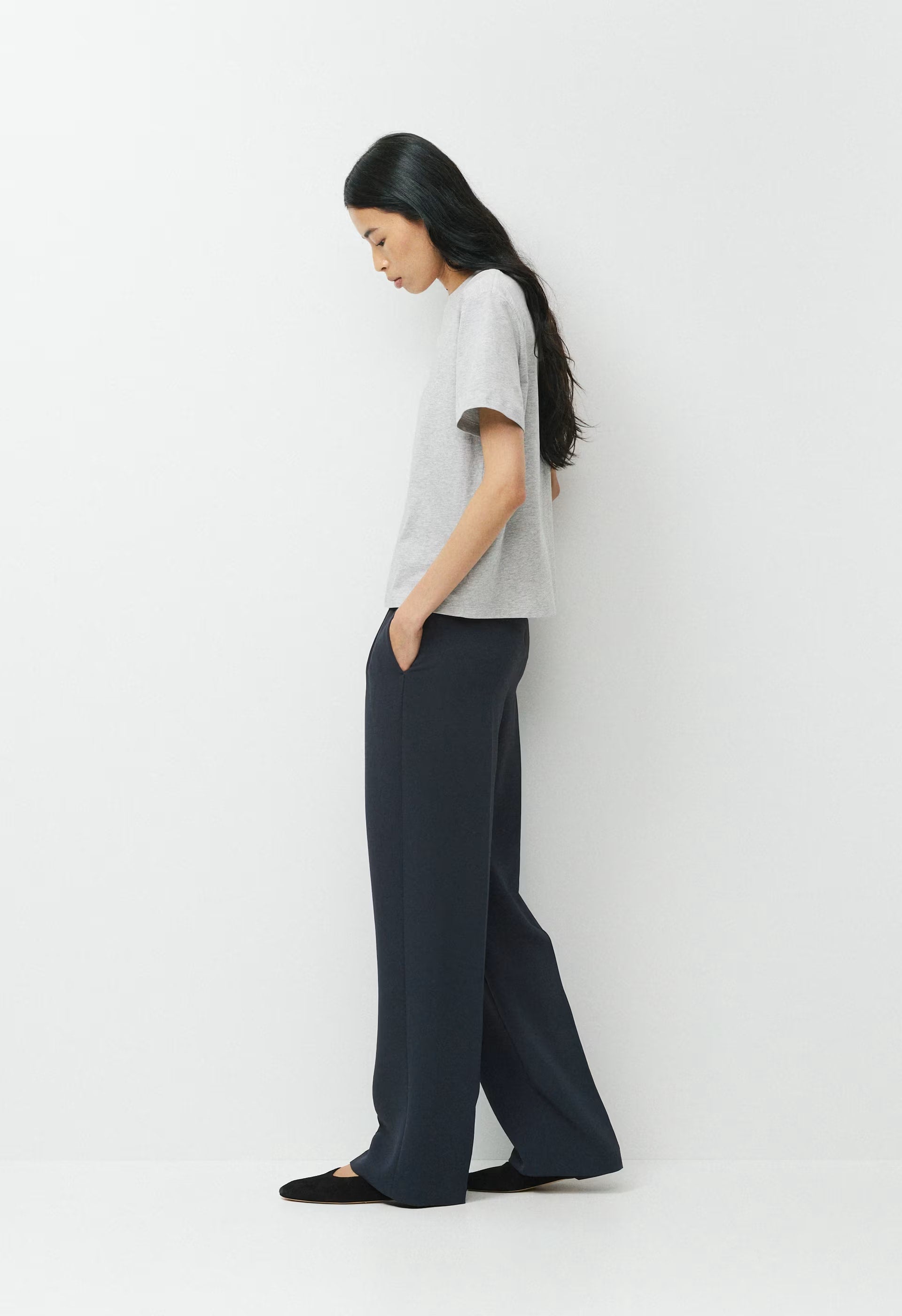 The Effortless Pant™ Lo-Rise - Crepette™ - WHITE