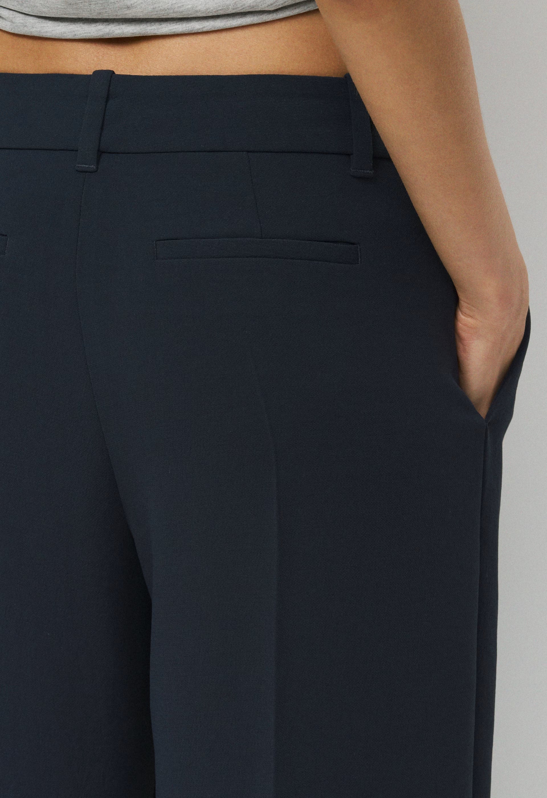 The Effortless Pant™ Lo-Rise - Crepette™ - LIGHT BIRCH
