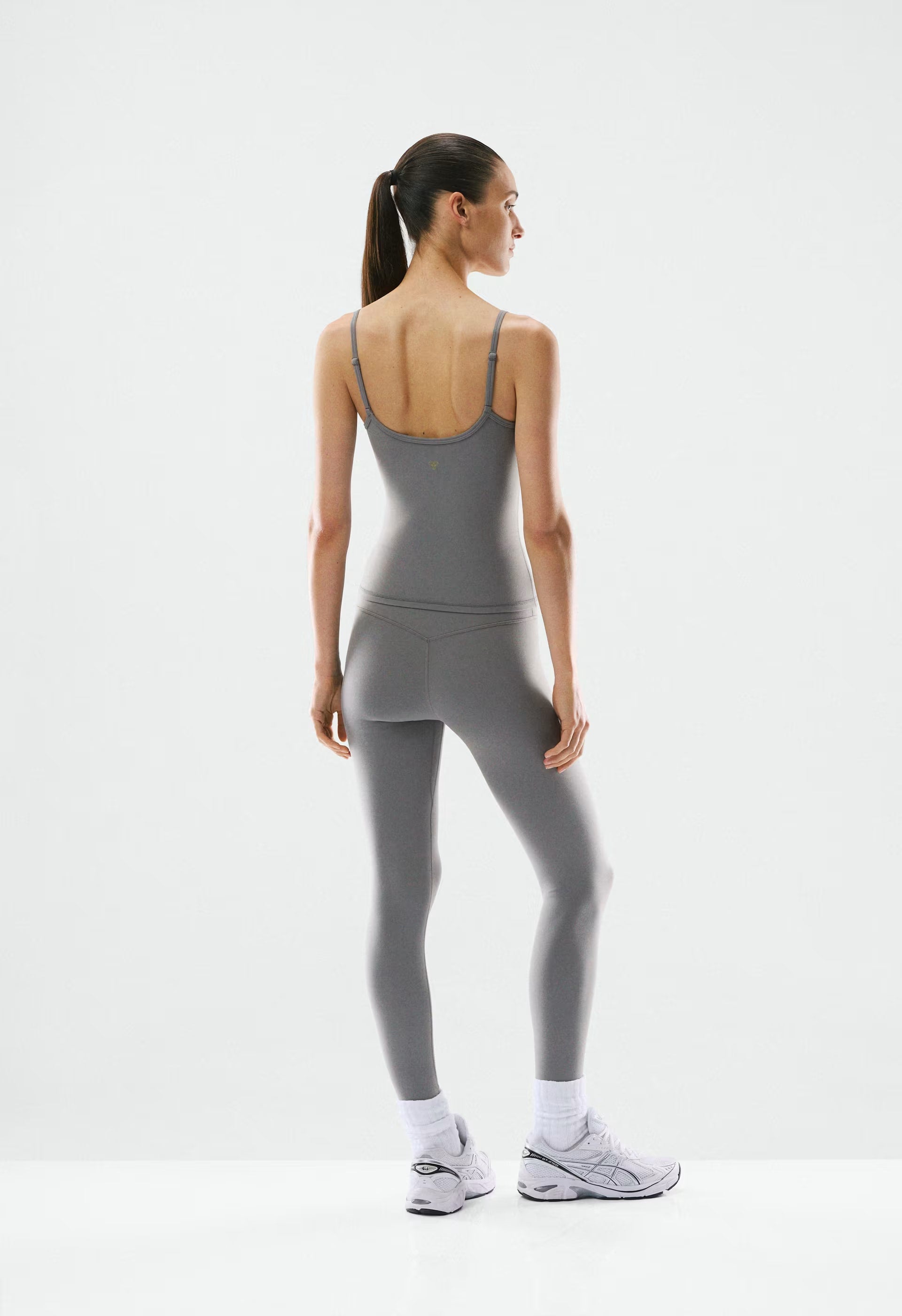 BUTTER Cheeky Hi-Rise 26" Legging - DARK GREY