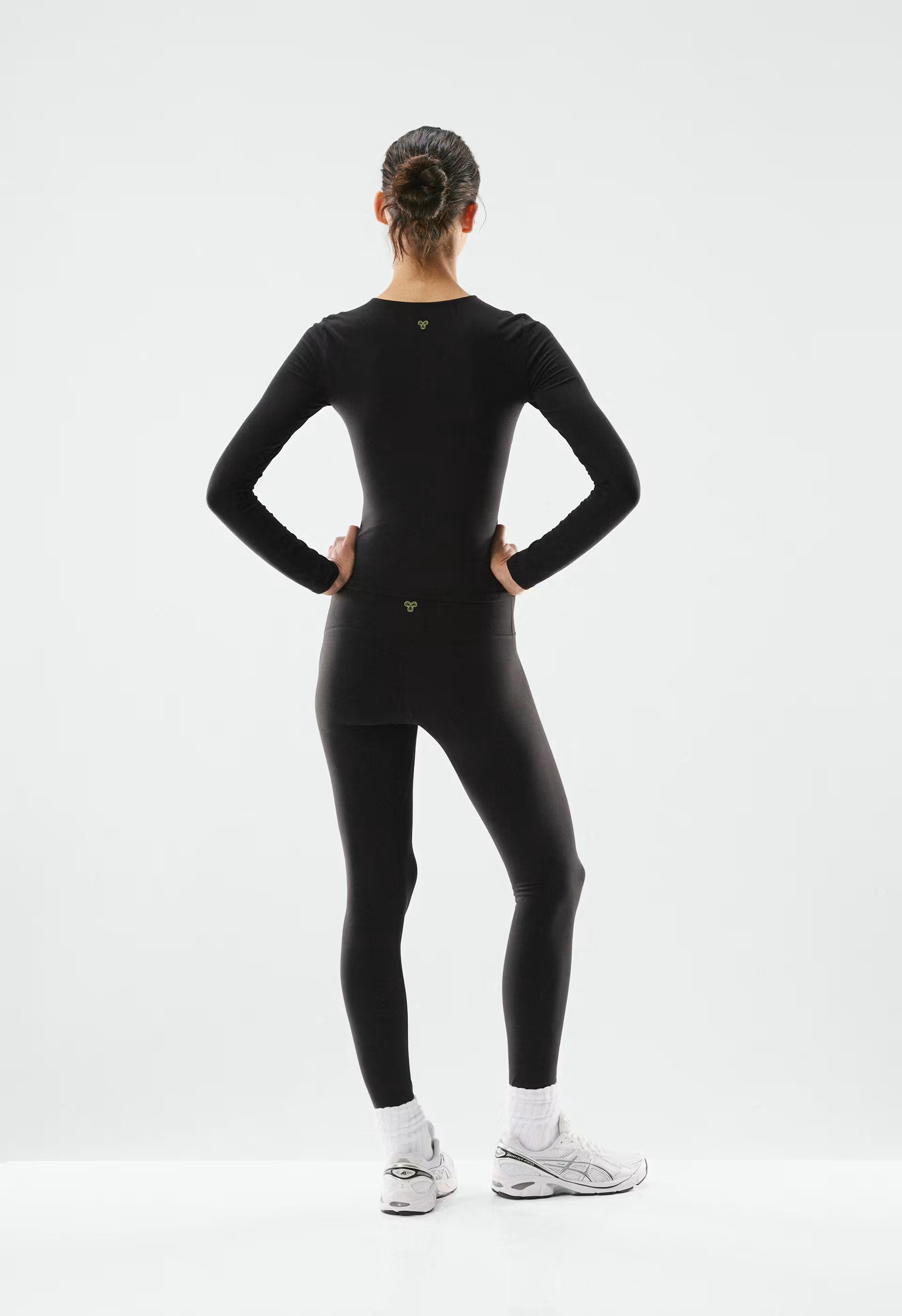 BUTTER Cheeky Hi-Rise 28" Legging - BLACK