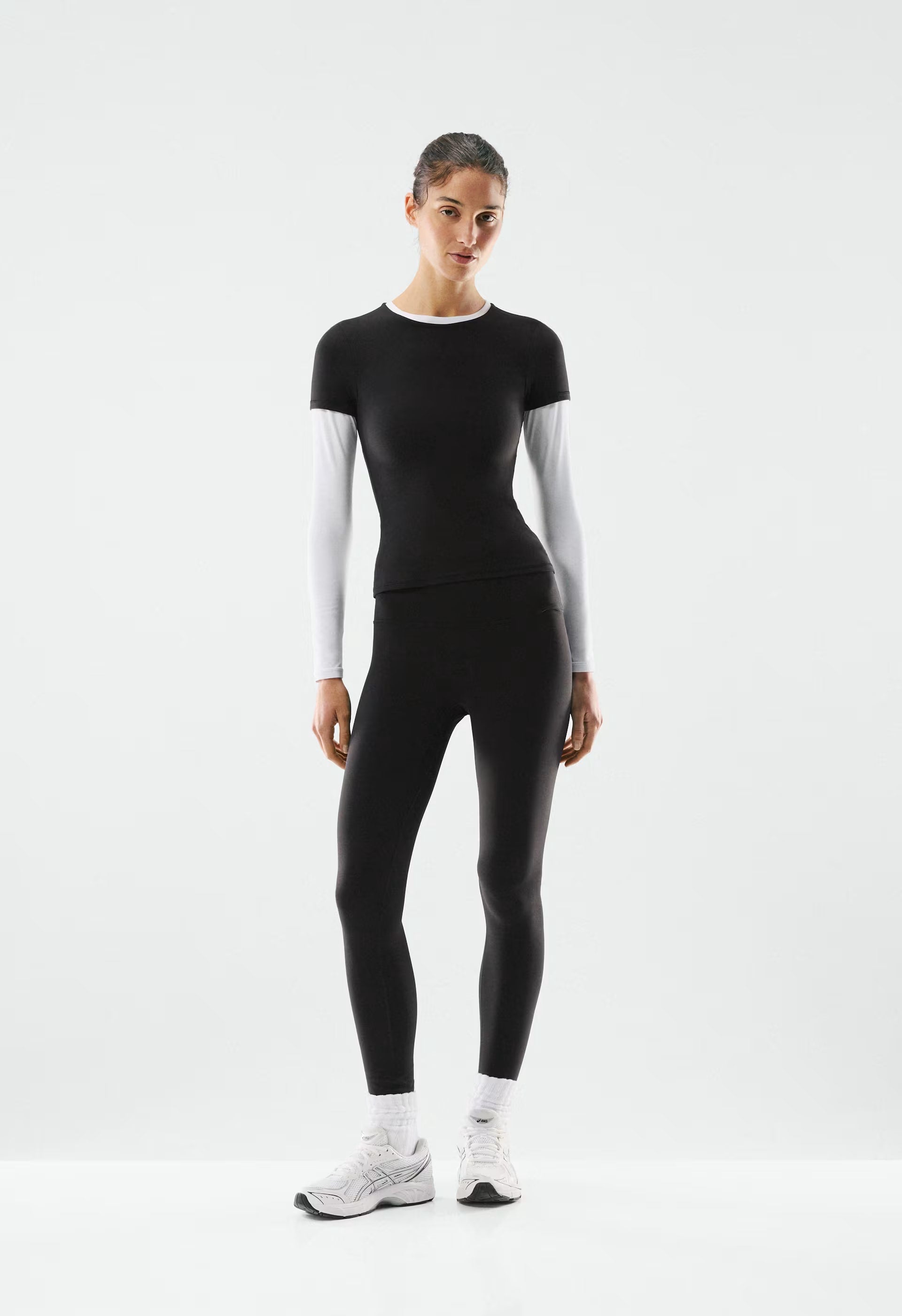 BUTTER Cheeky Infinite Hi-Rise 26" Legging - BLACK