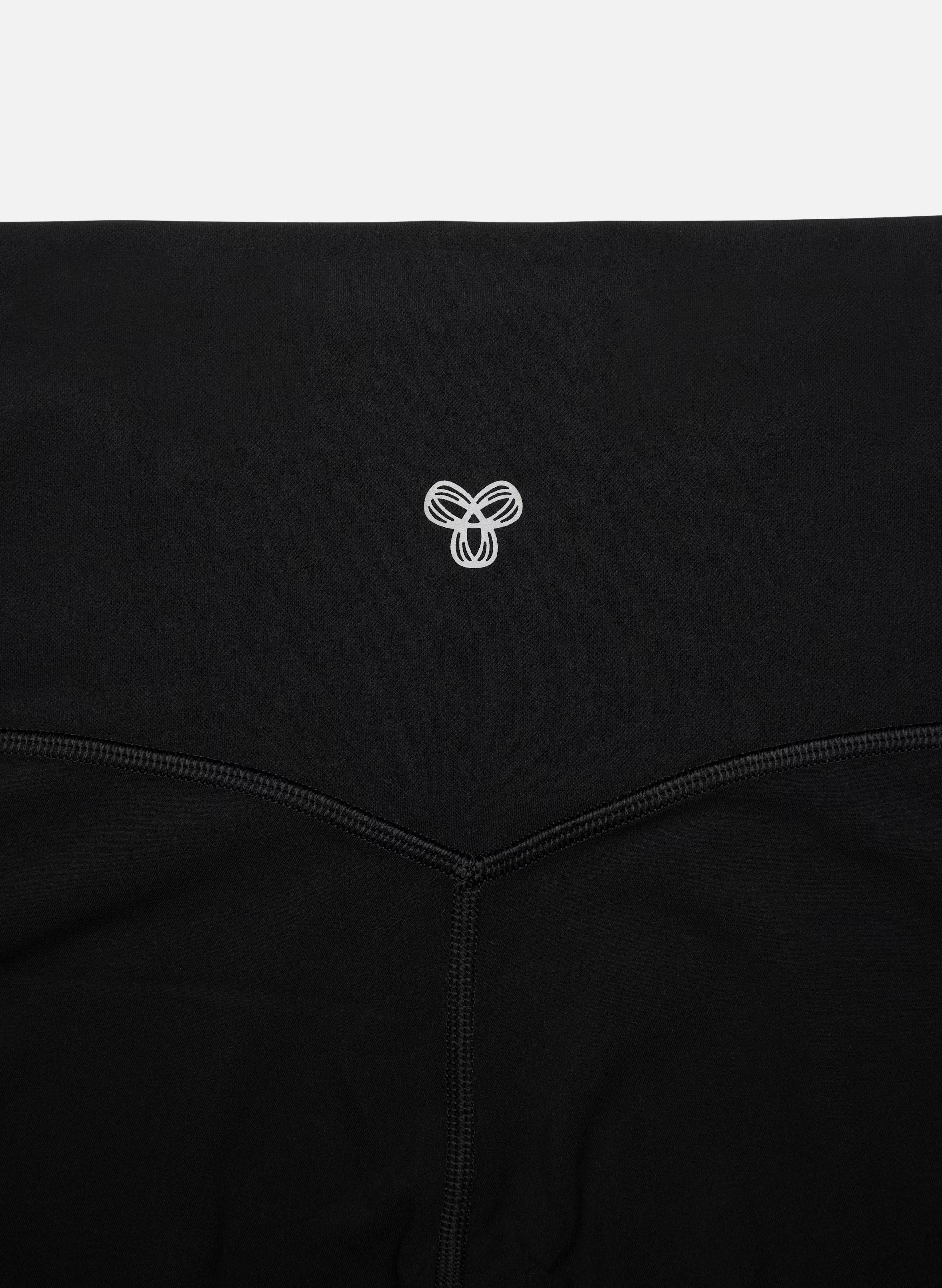 BUTTER Cheeky Infinite Hi-Rise 24" Legging - BLACK