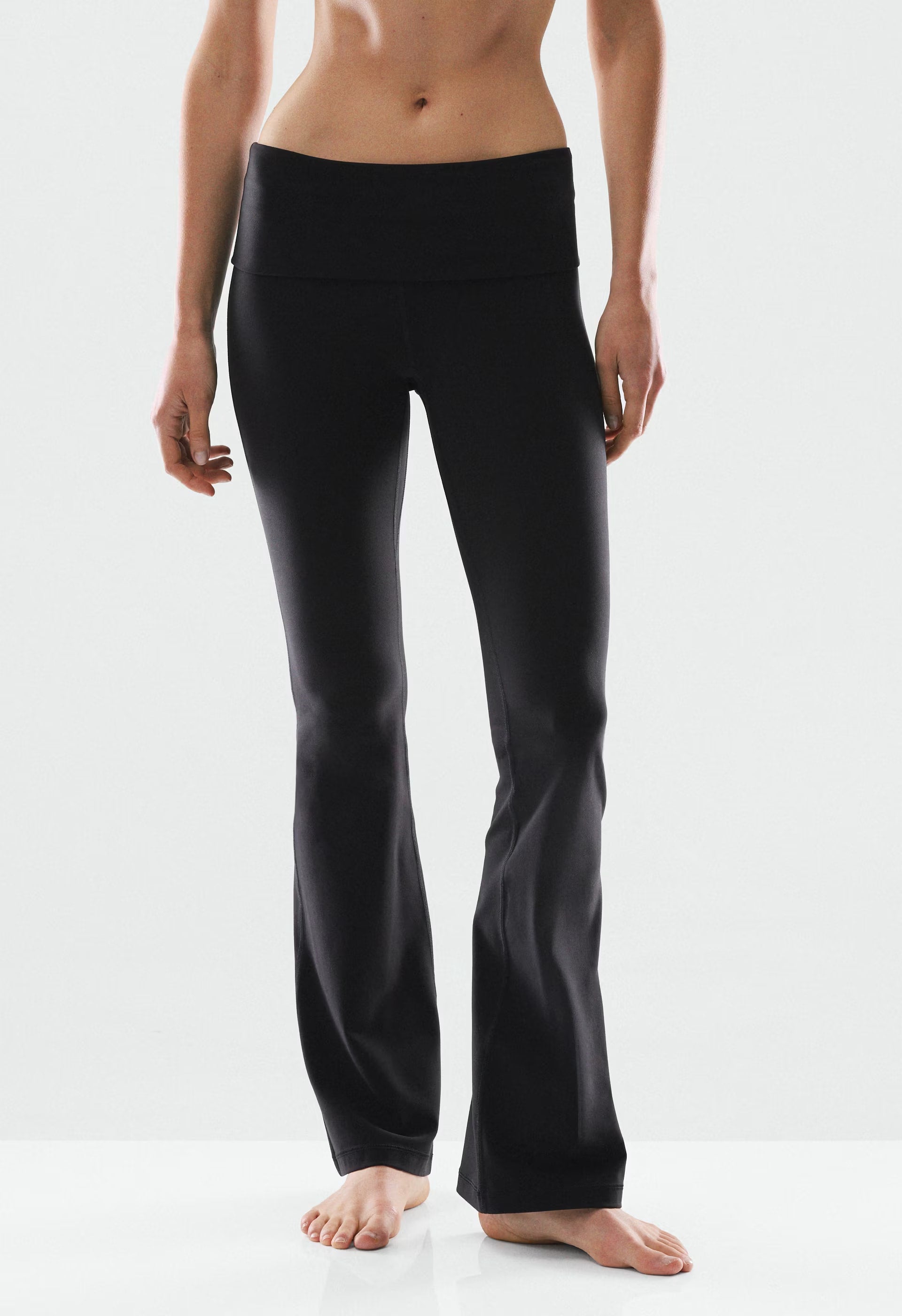 BUTTER Foldover Flare 32" Legging - BLACK