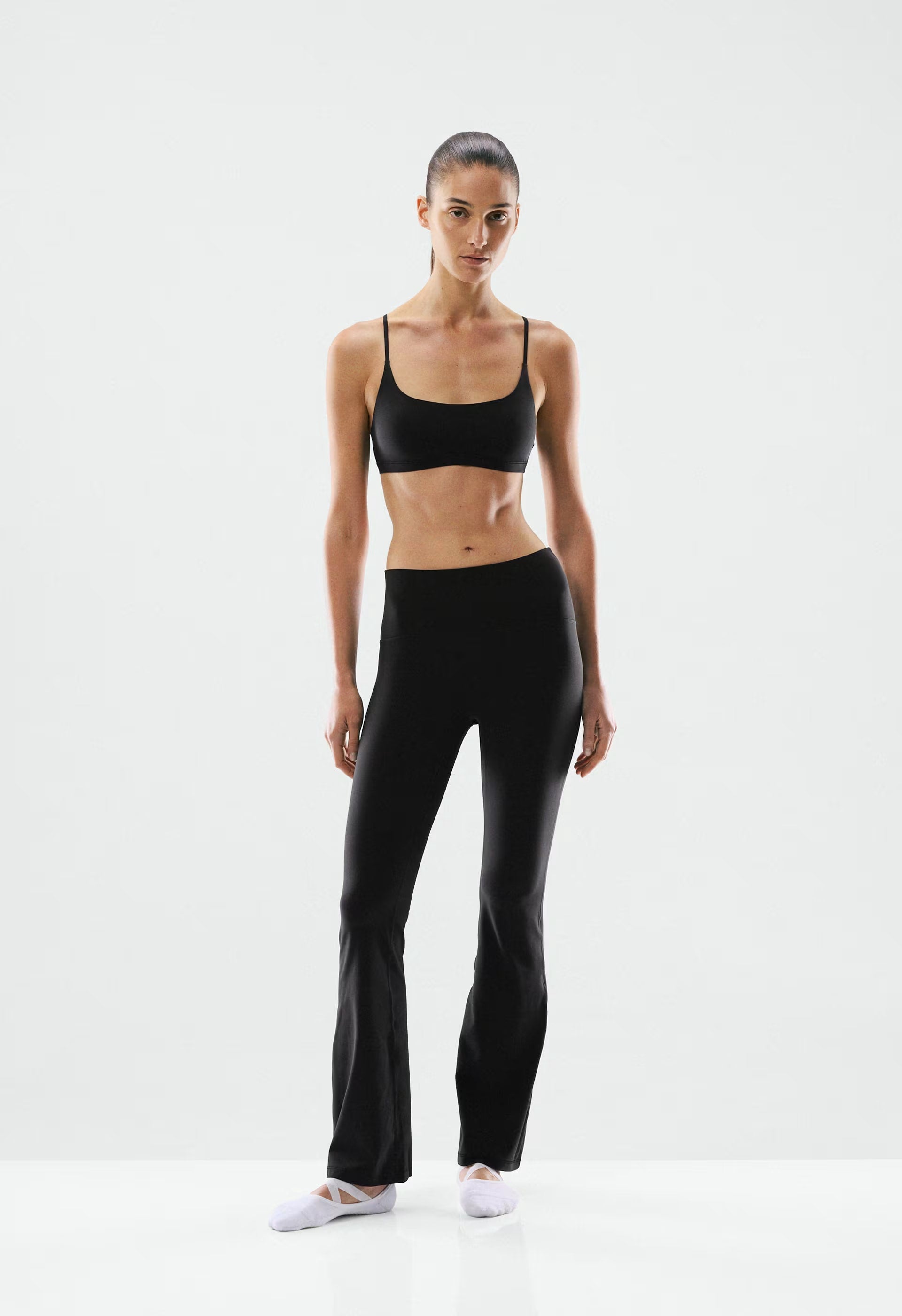 BUTTER Cheeky Infinite Hi Flare 30" Legging - BLACK