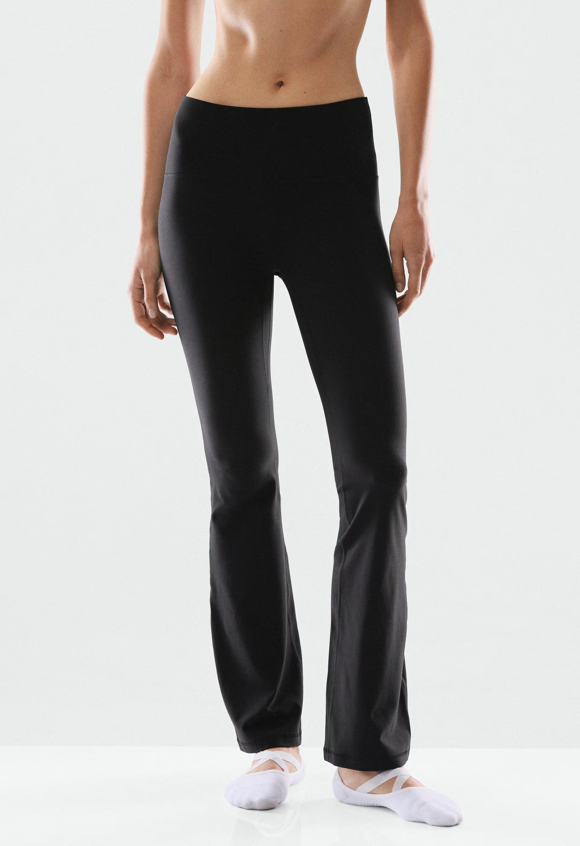 BUTTER Cheeky Infinite Hi Flare 30" Legging - BLACK