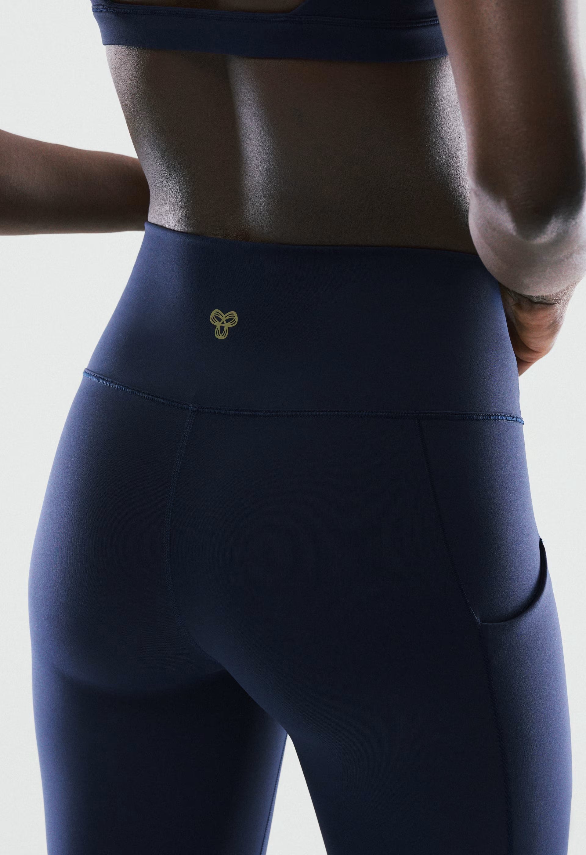 PowerBUTTER™ Ion Infinite Hi-Rise 26" Legging - ADMIRAL