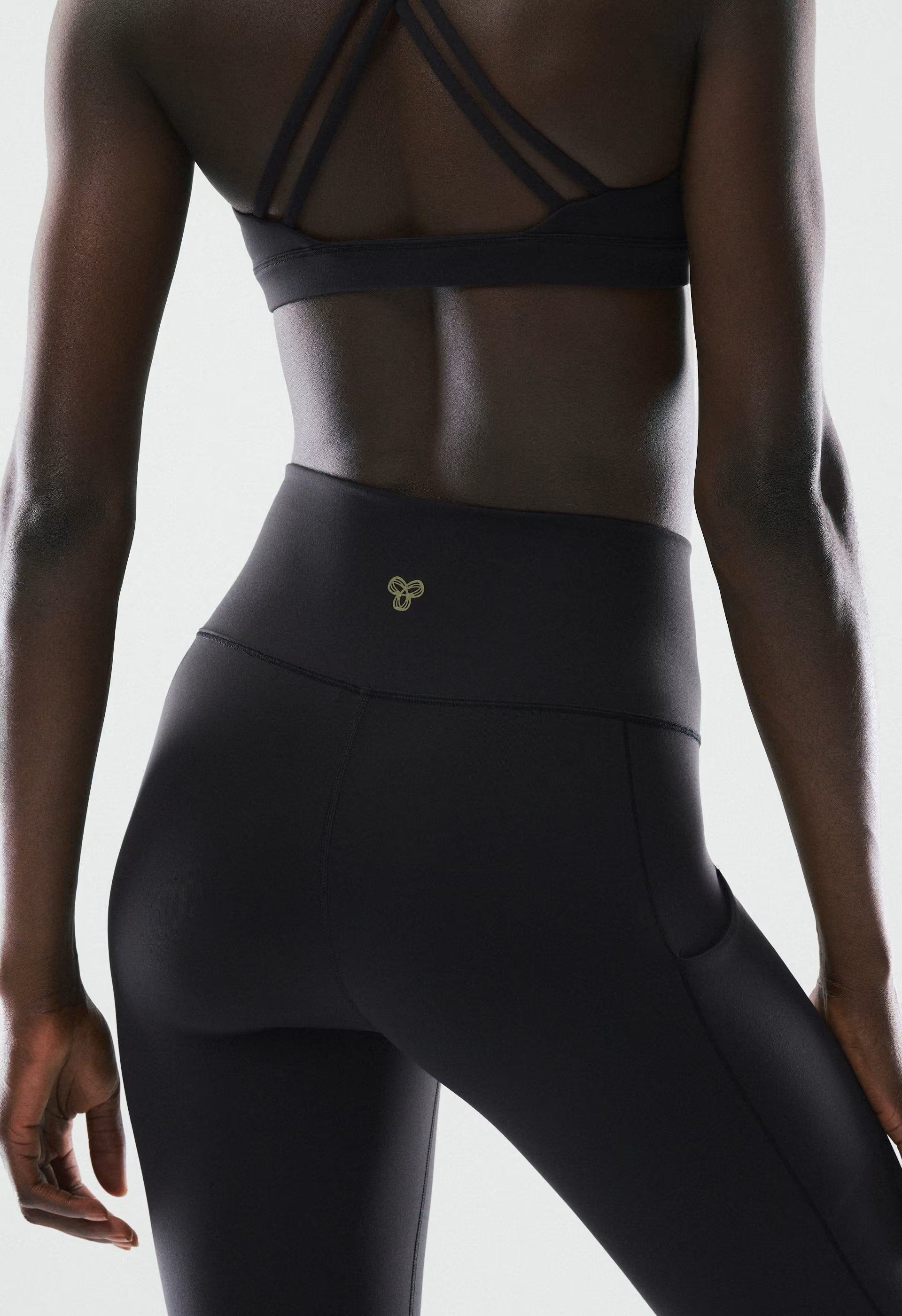 PowerBUTTER™ Ion Infinite Hi-Rise 26" Legging - BLACK