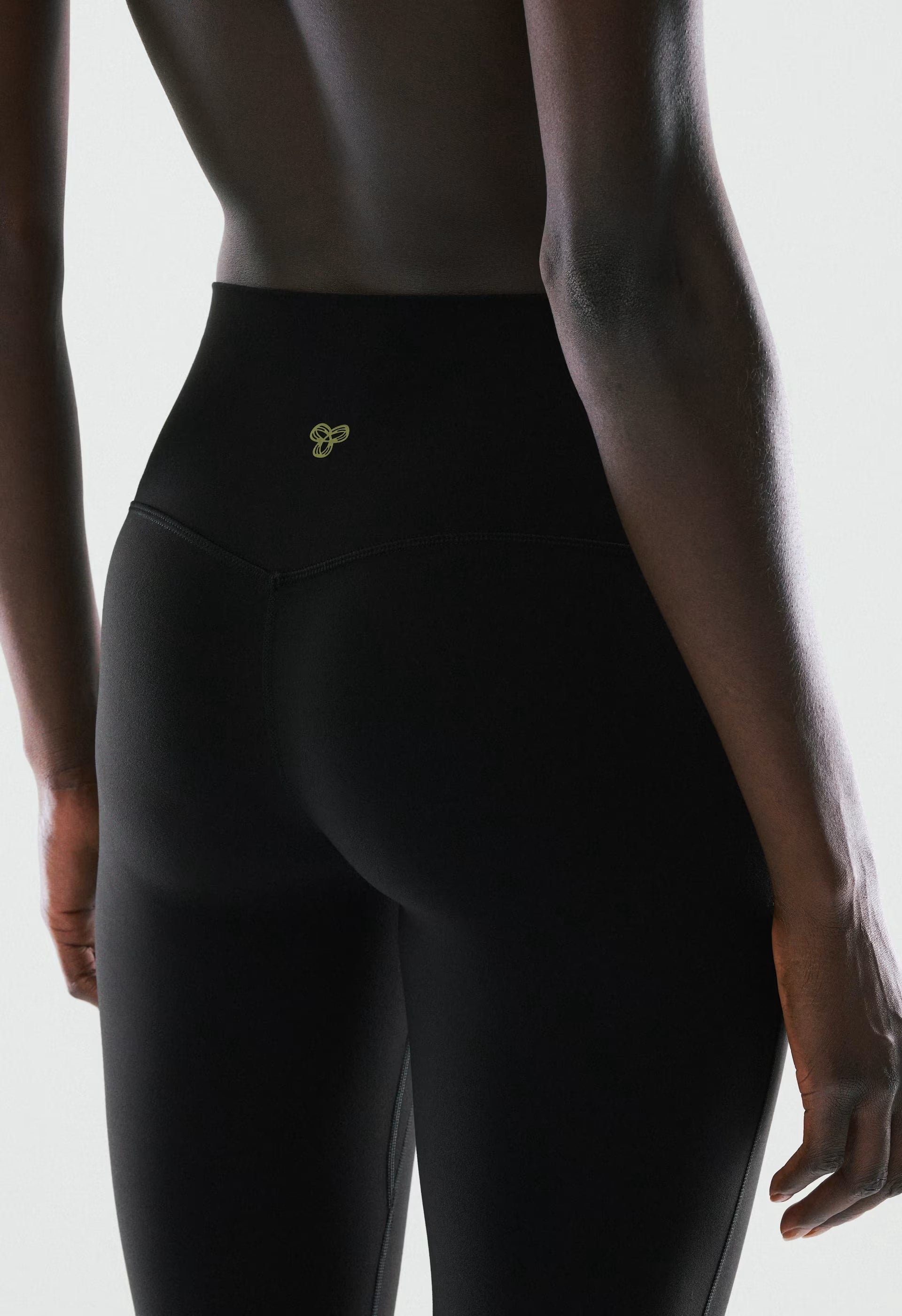 BUTTER Cheeky Infinite Hi Flare 34" Legging - BLACK