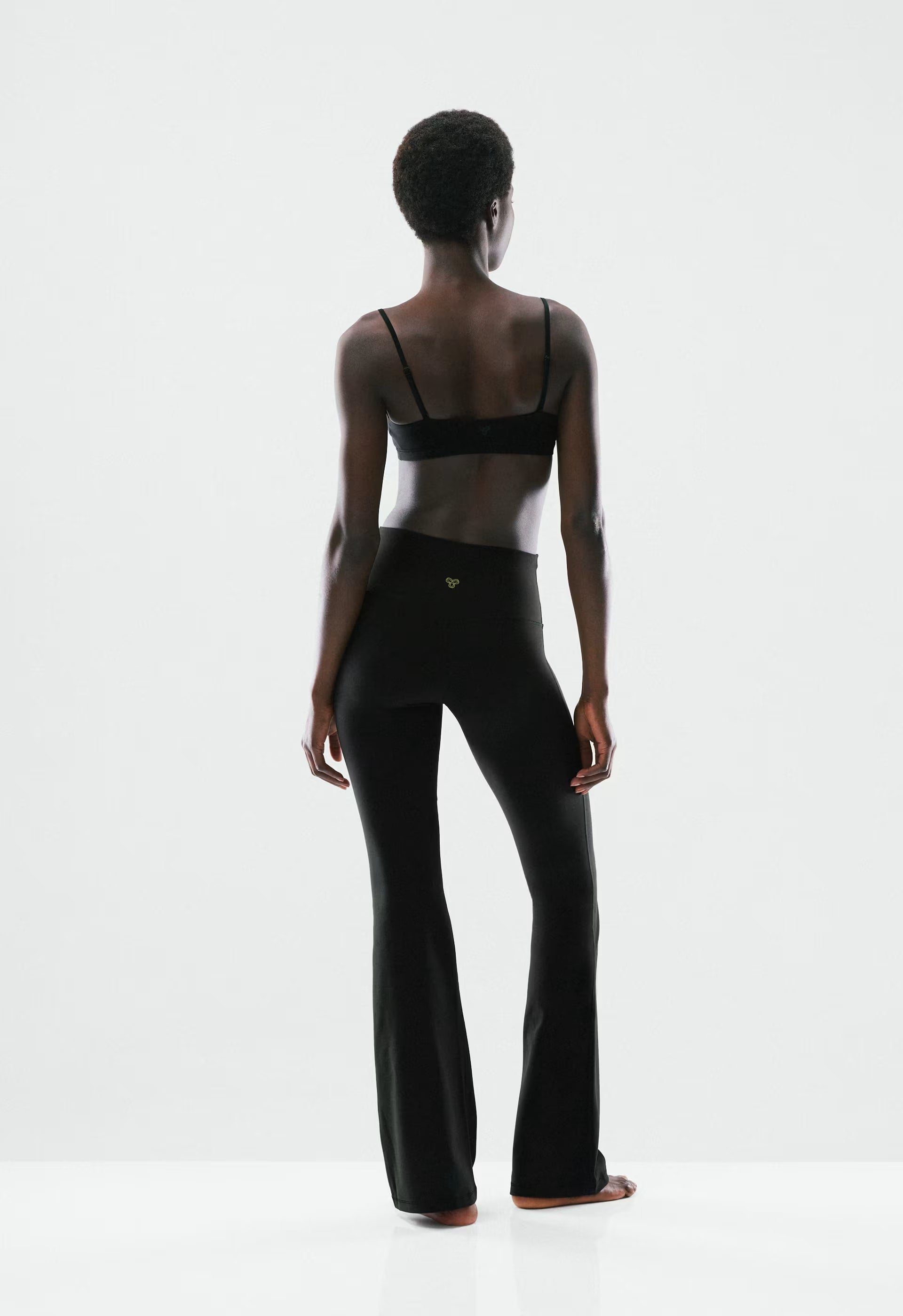 BUTTER Cheeky Infinite Hi Flare 34" Legging - BLACK
