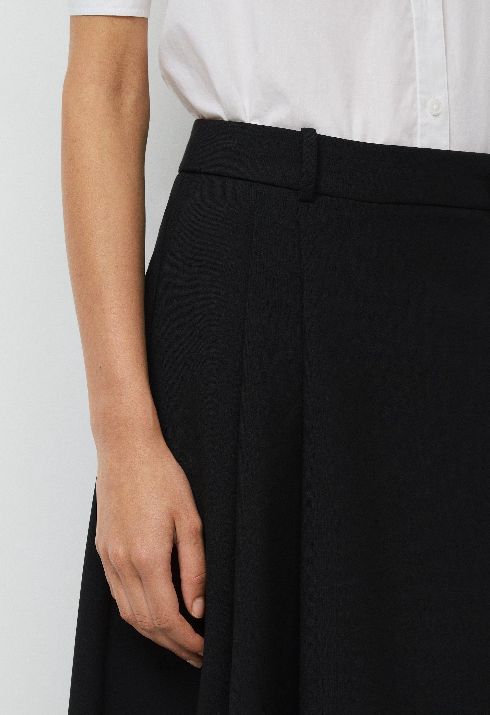 Enterprise Skirt - Eversential™ - NOMAD TAUPE/COLA TPE