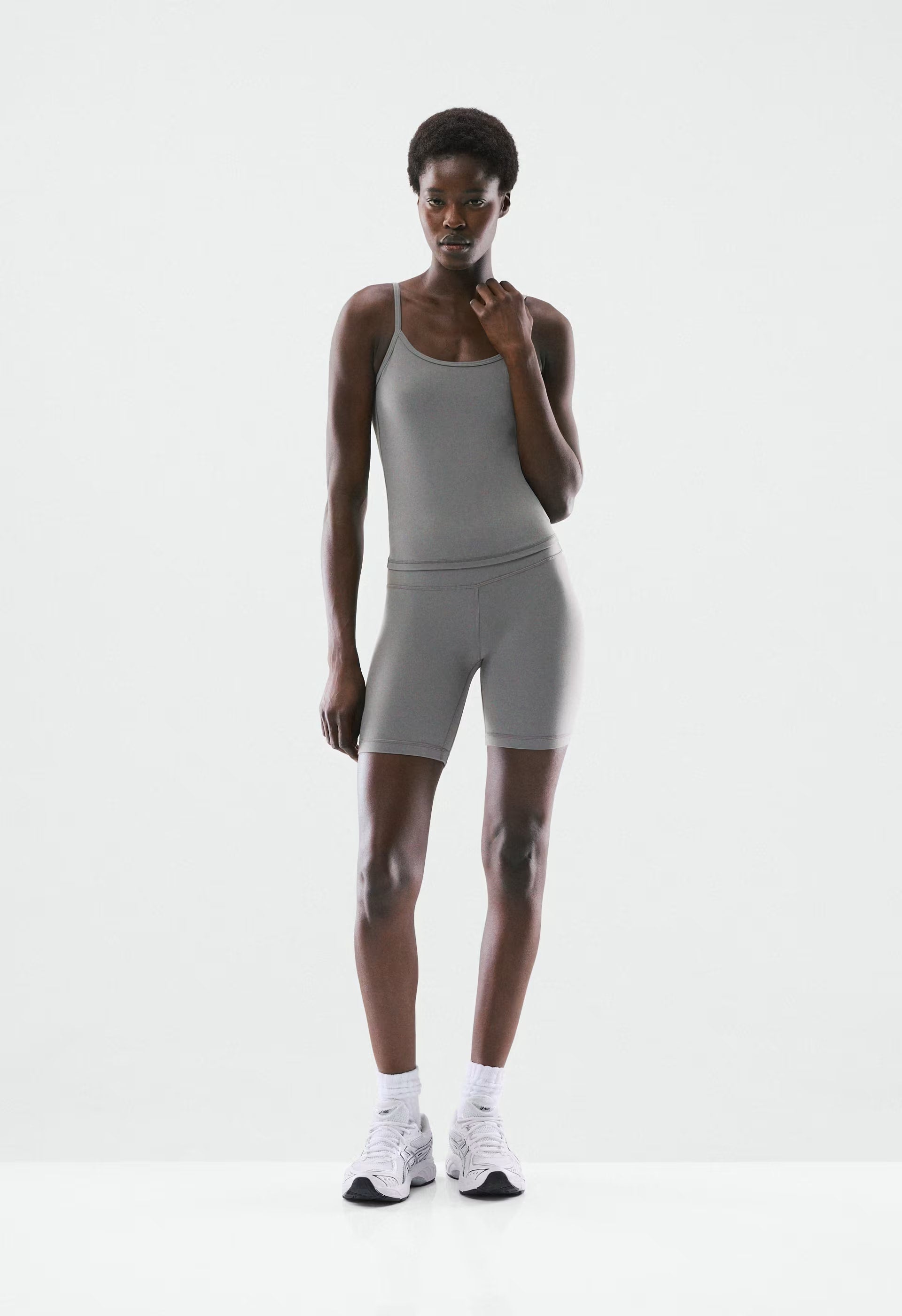 BUTTER Cheeky Hi-Rise 7" Short - DARK GREY