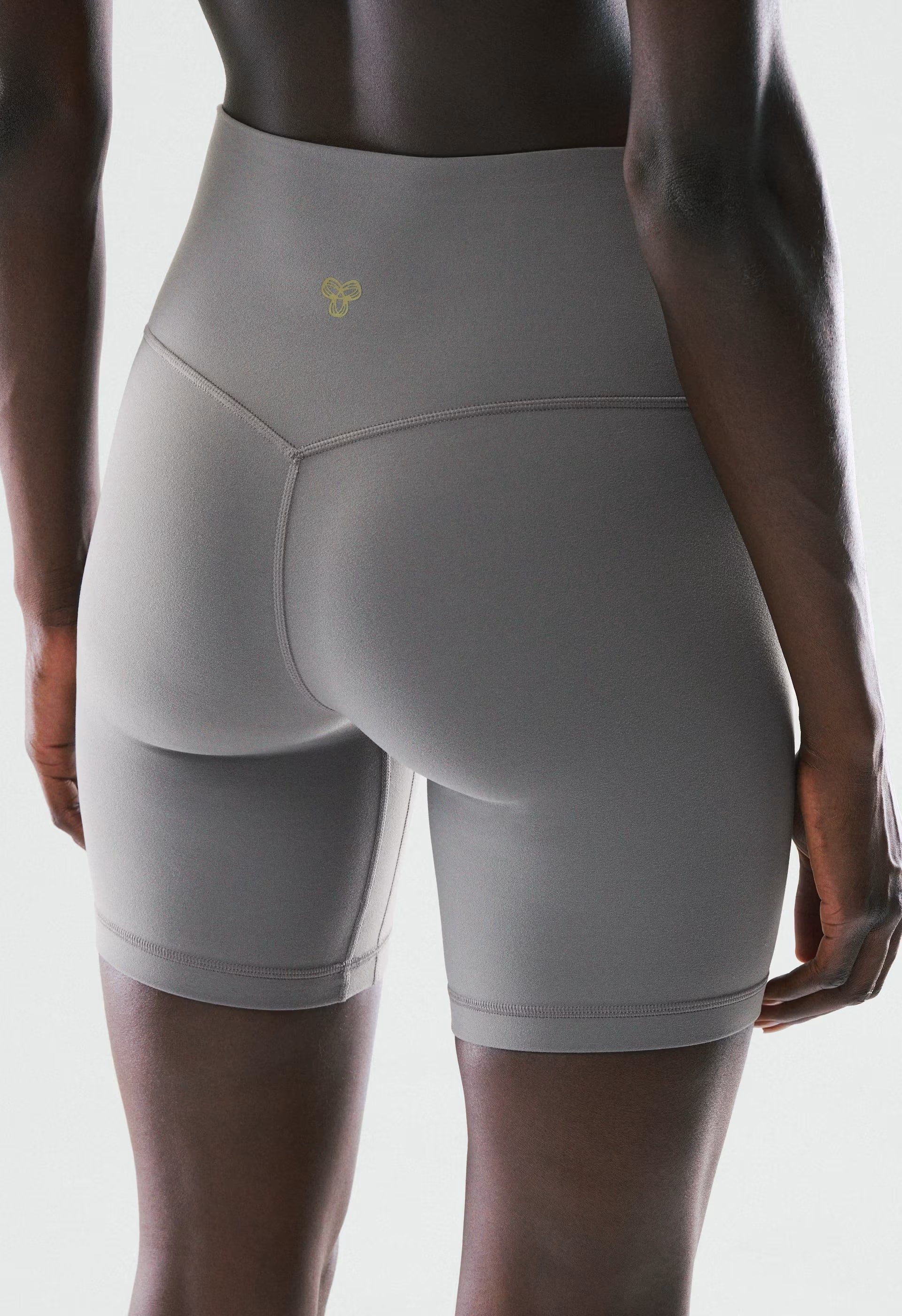 BUTTER Cheeky Hi-Rise 7" Short - DARK GREY