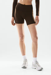 BUTTER Cheeky Infinite Hi-Rise 5" Short - CACAO NIB BROWN