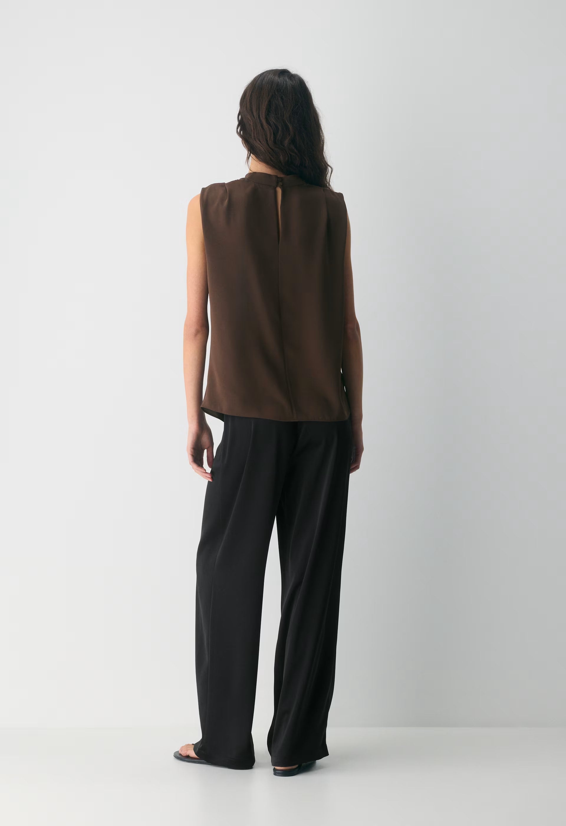Carter Blouse - RICH MOCHA BROWN