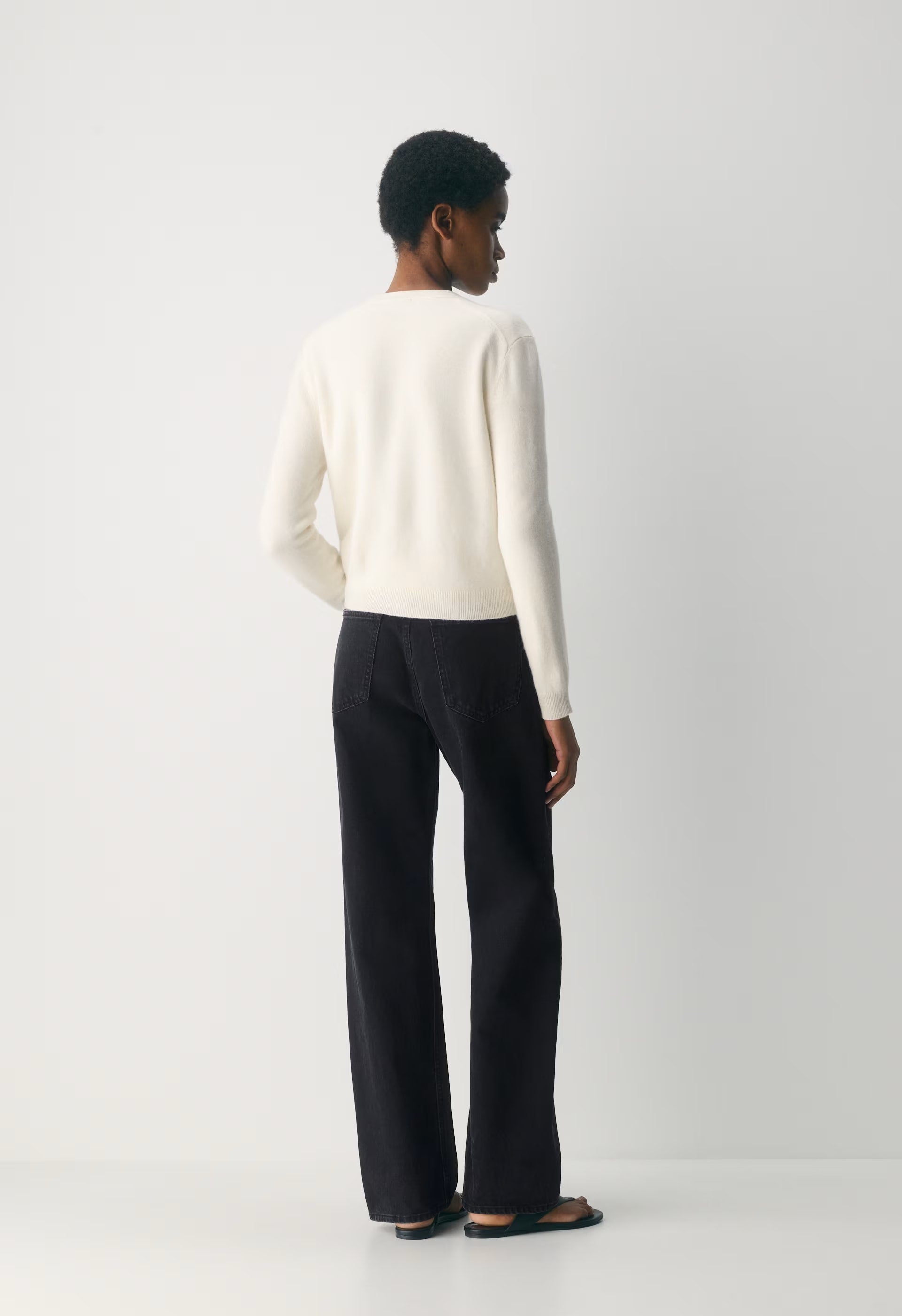 Bare Cashmere Laureate Cardigan - LIGHT BIRCH