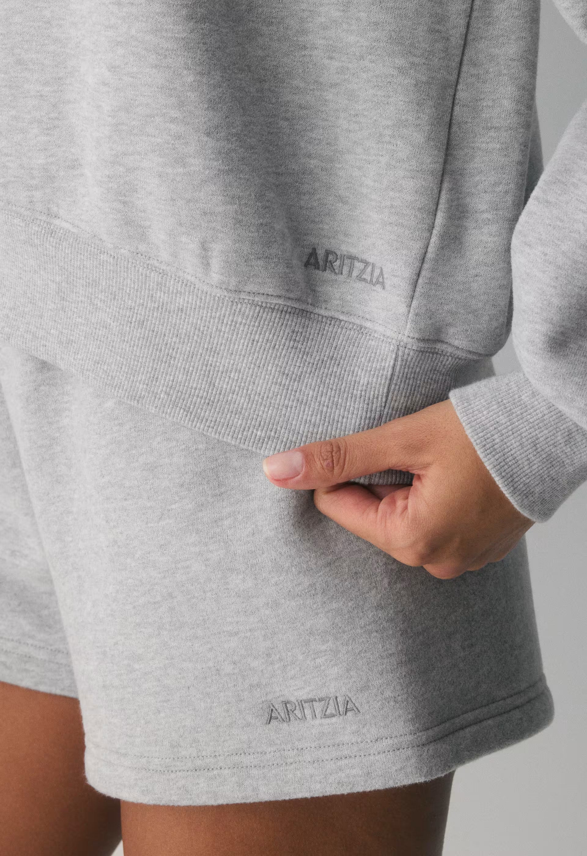 Cozy Sweatfleece BF Off-Shoulder Sweatshirt - MILKSHAKE PINK