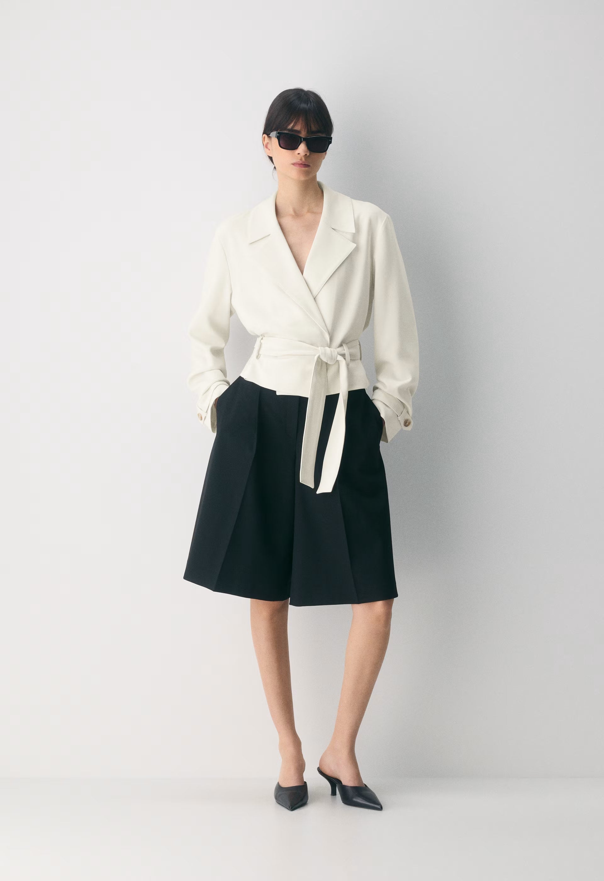 Postage Trench Coat - Sway Crepe - VINTAGE WHITE